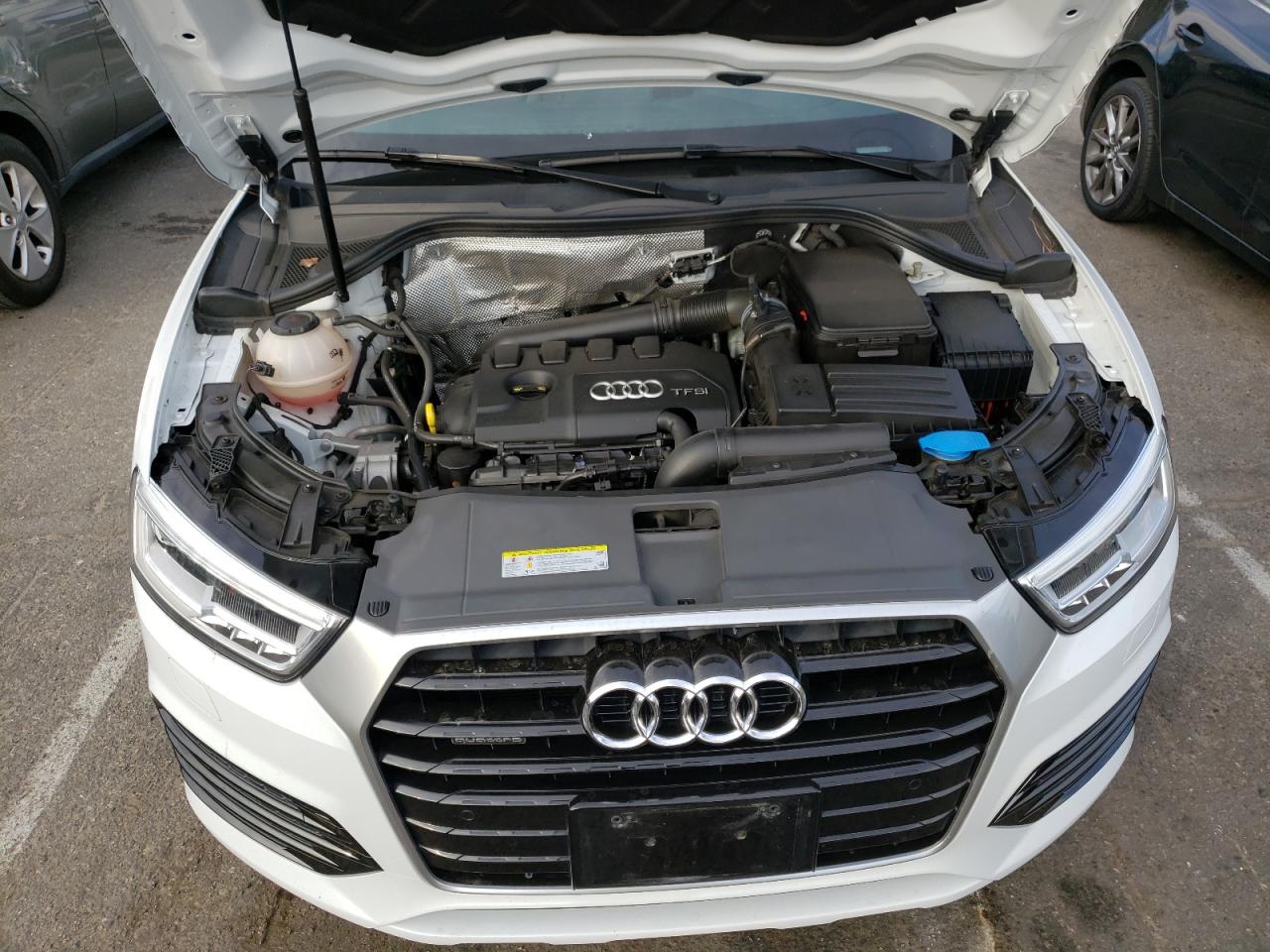 Photo 10 VIN: WA1JCCFS1JR007746 - AUDI Q3 