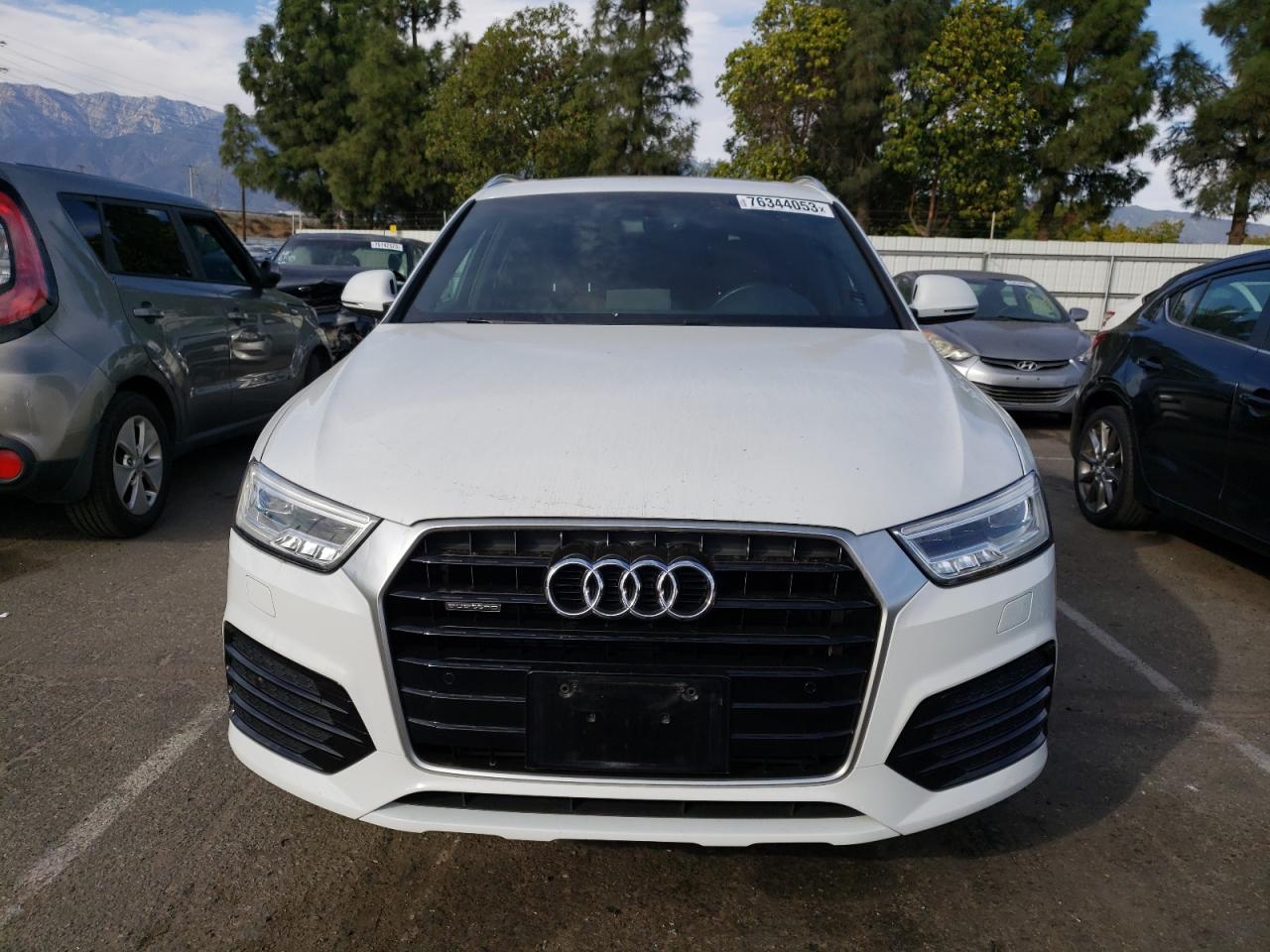 Photo 4 VIN: WA1JCCFS1JR007746 - AUDI Q3 