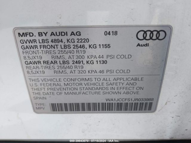 Photo 8 VIN: WA1JCCFS1JR033988 - AUDI Q3 