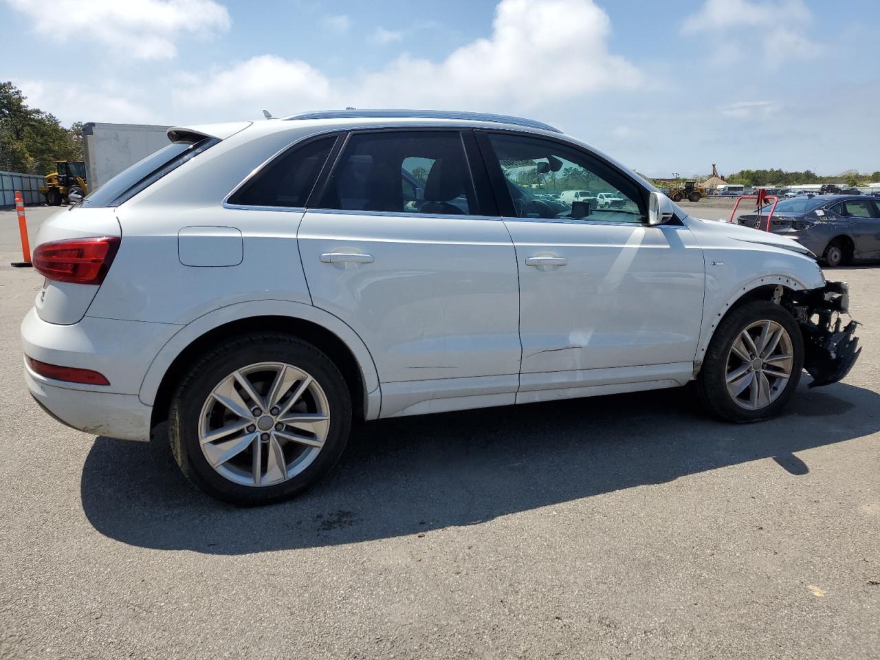 Photo 2 VIN: WA1JCCFS2JR023230 - AUDI Q3 