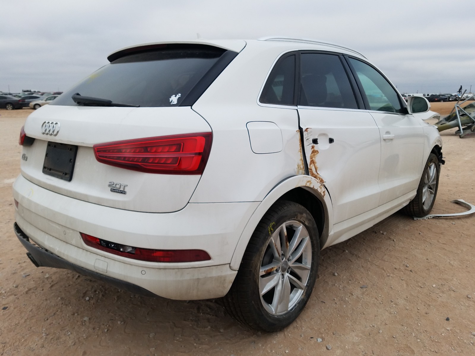 Photo 3 VIN: WA1JCCFS4HR000977 - AUDI Q3 PREMIUM 