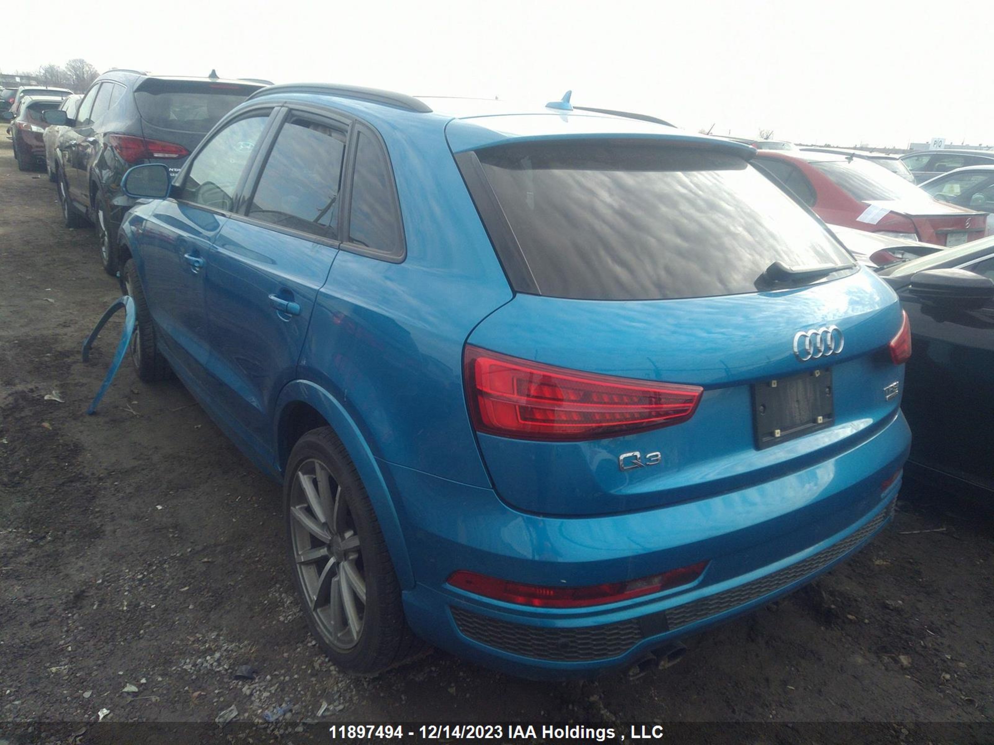 Photo 2 VIN: WA1JCCFS6HR003203 - AUDI Q3 