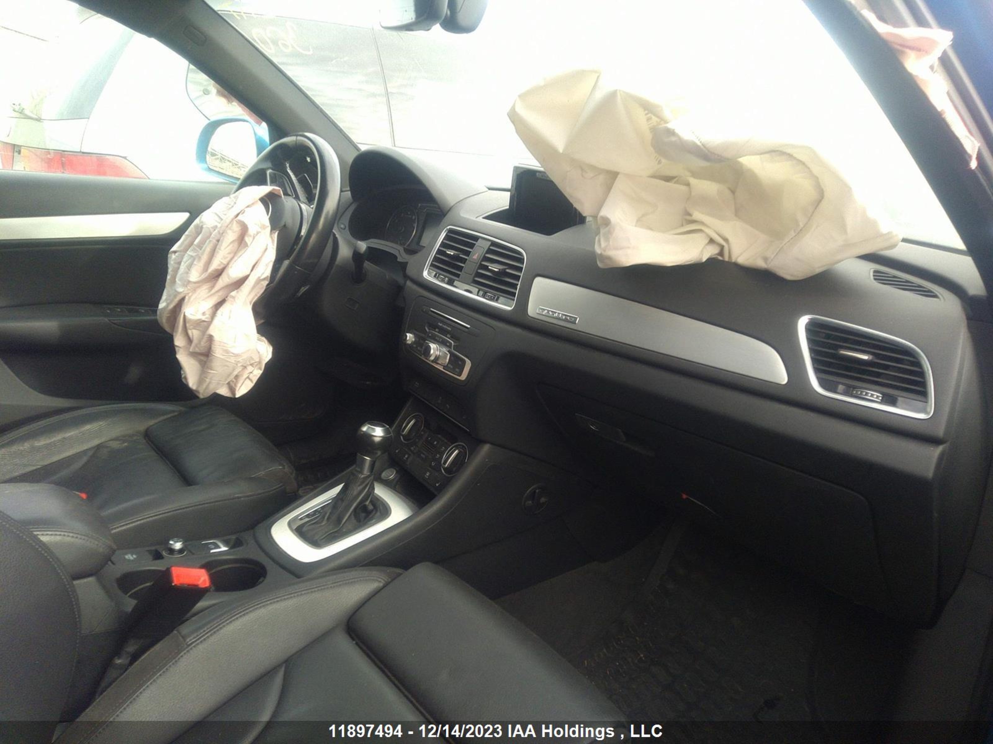 Photo 4 VIN: WA1JCCFS6HR003203 - AUDI Q3 