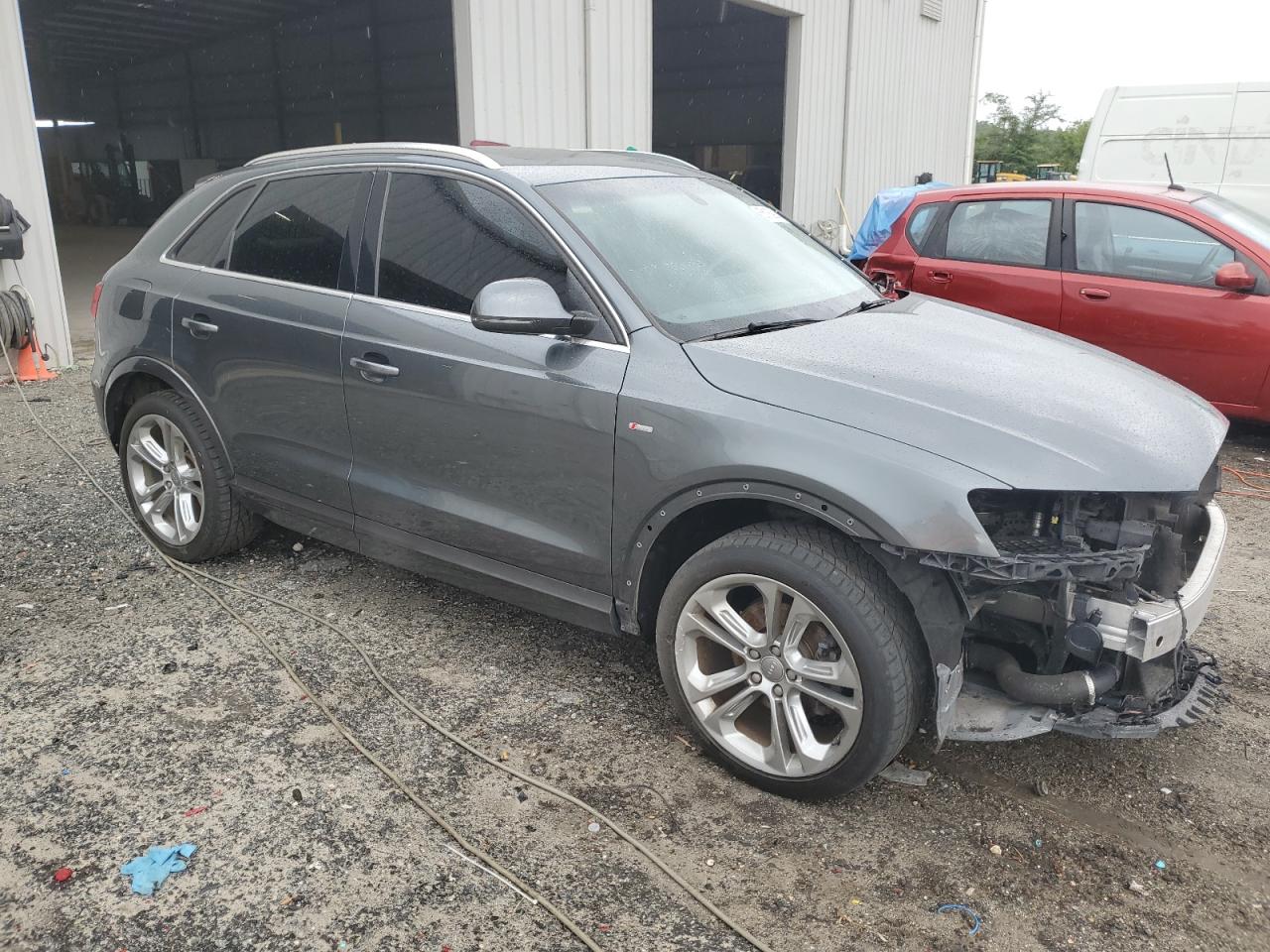 Photo 3 VIN: WA1JCCFS6JR022551 - AUDI Q3 