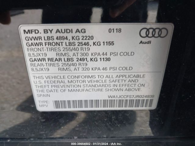 Photo 8 VIN: WA1JCCFS7JR024938 - AUDI Q3 