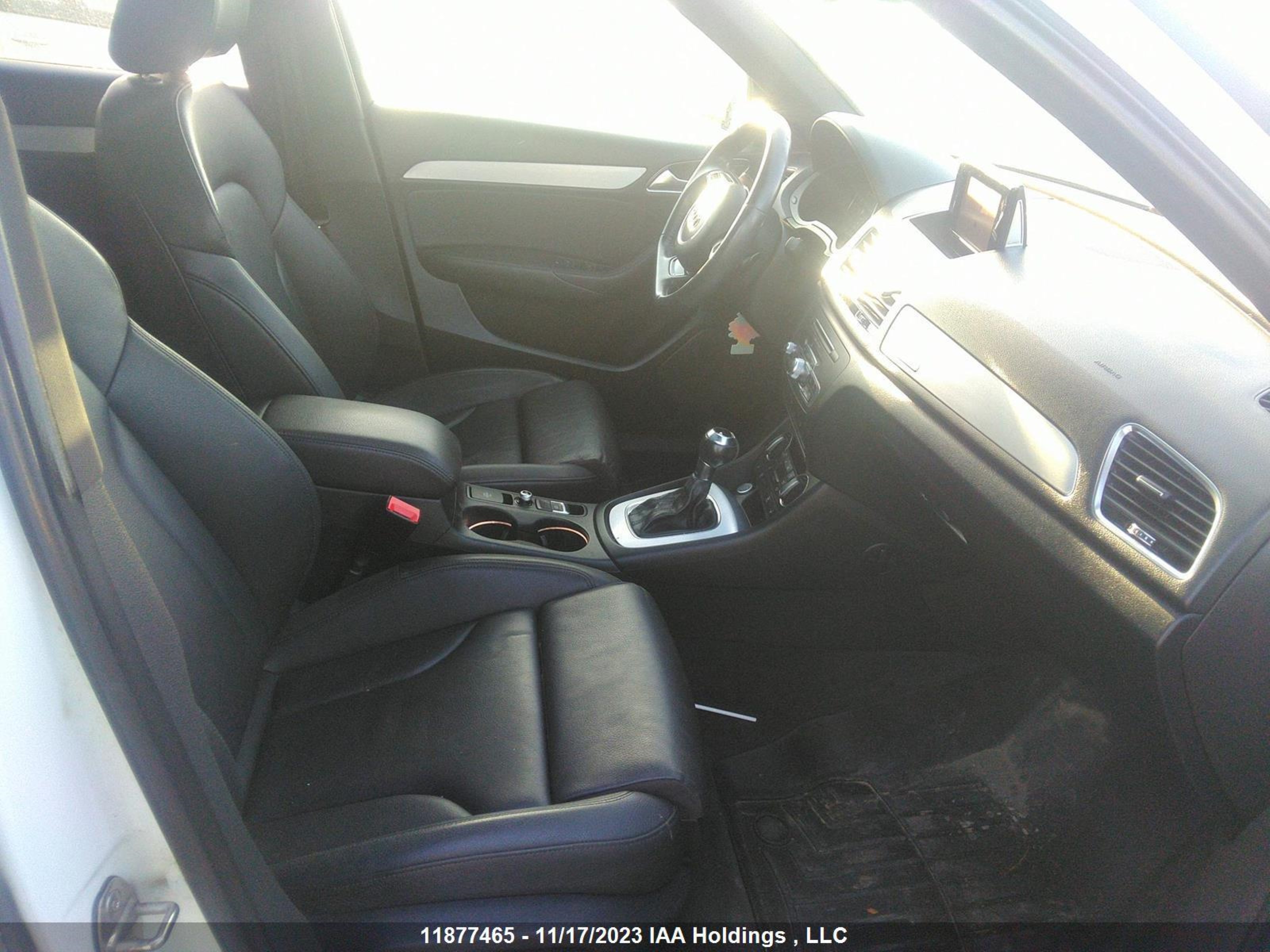 Photo 4 VIN: WA1JCCFS8JR006335 - AUDI Q3 