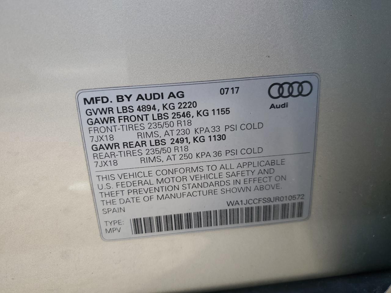 Photo 12 VIN: WA1JCCFS9JR010572 - AUDI Q3 