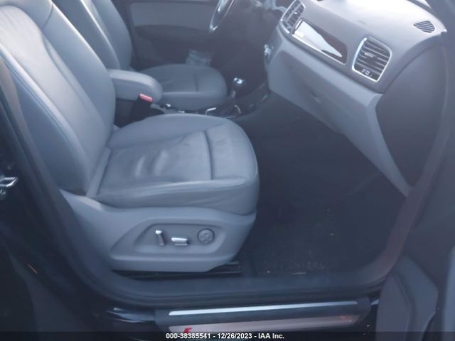 Photo 4 VIN: WA1JCCFS9JR016923 - AUDI Q3 