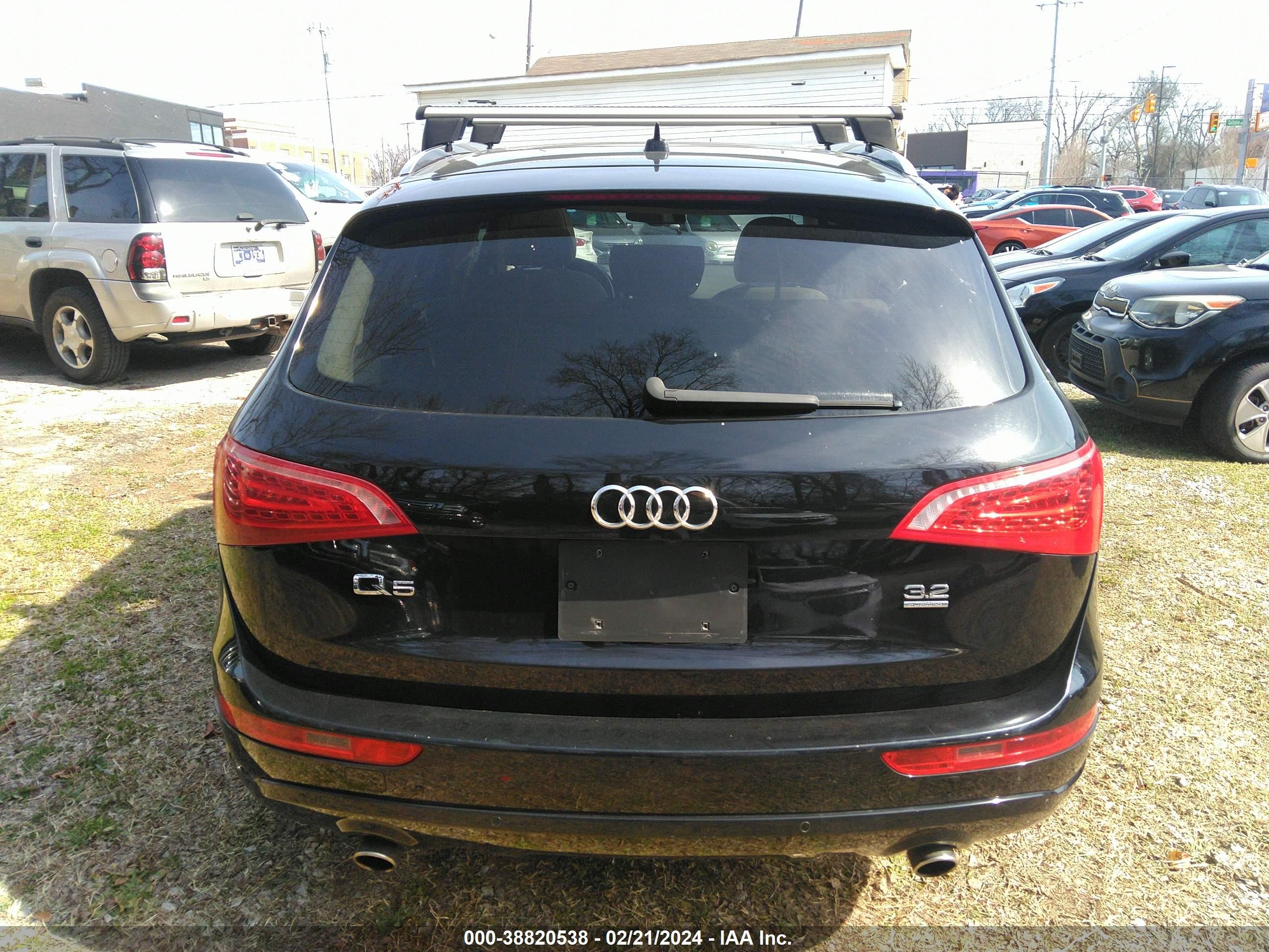 Photo 12 VIN: WA1KK78R29A023229 - AUDI Q5 