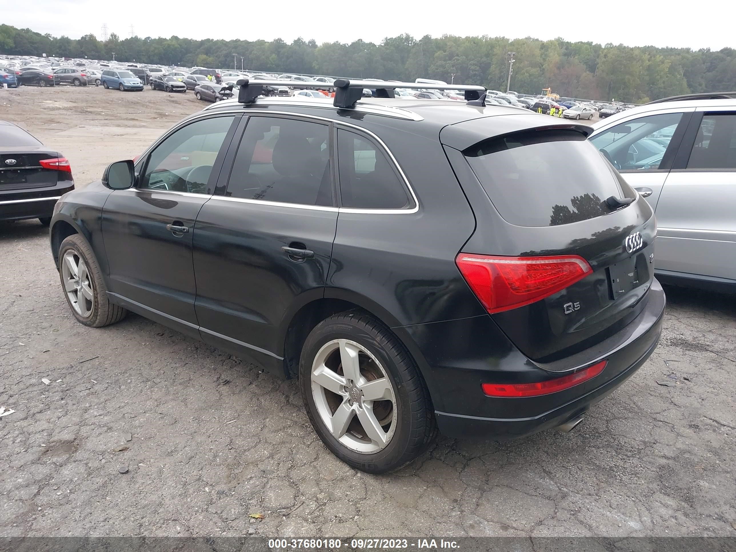 Photo 2 VIN: WA1KK78R39A010974 - AUDI Q5 