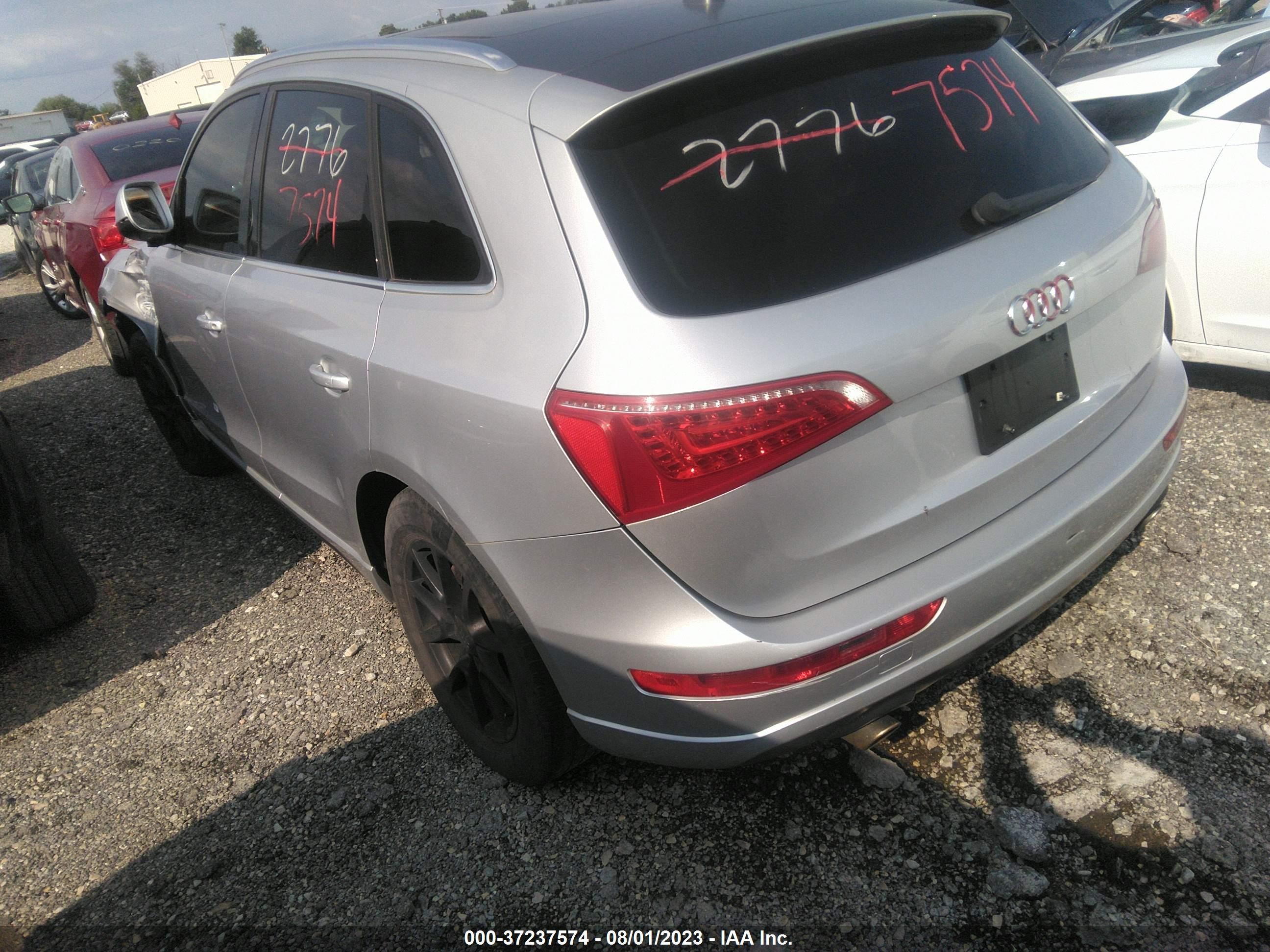 Photo 2 VIN: WA1KK78R39A021084 - AUDI Q5 