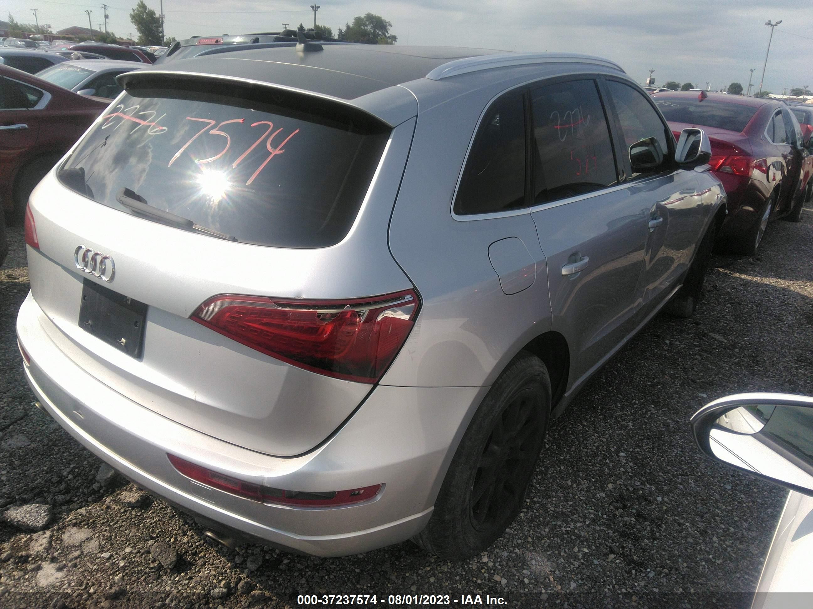 Photo 3 VIN: WA1KK78R39A021084 - AUDI Q5 