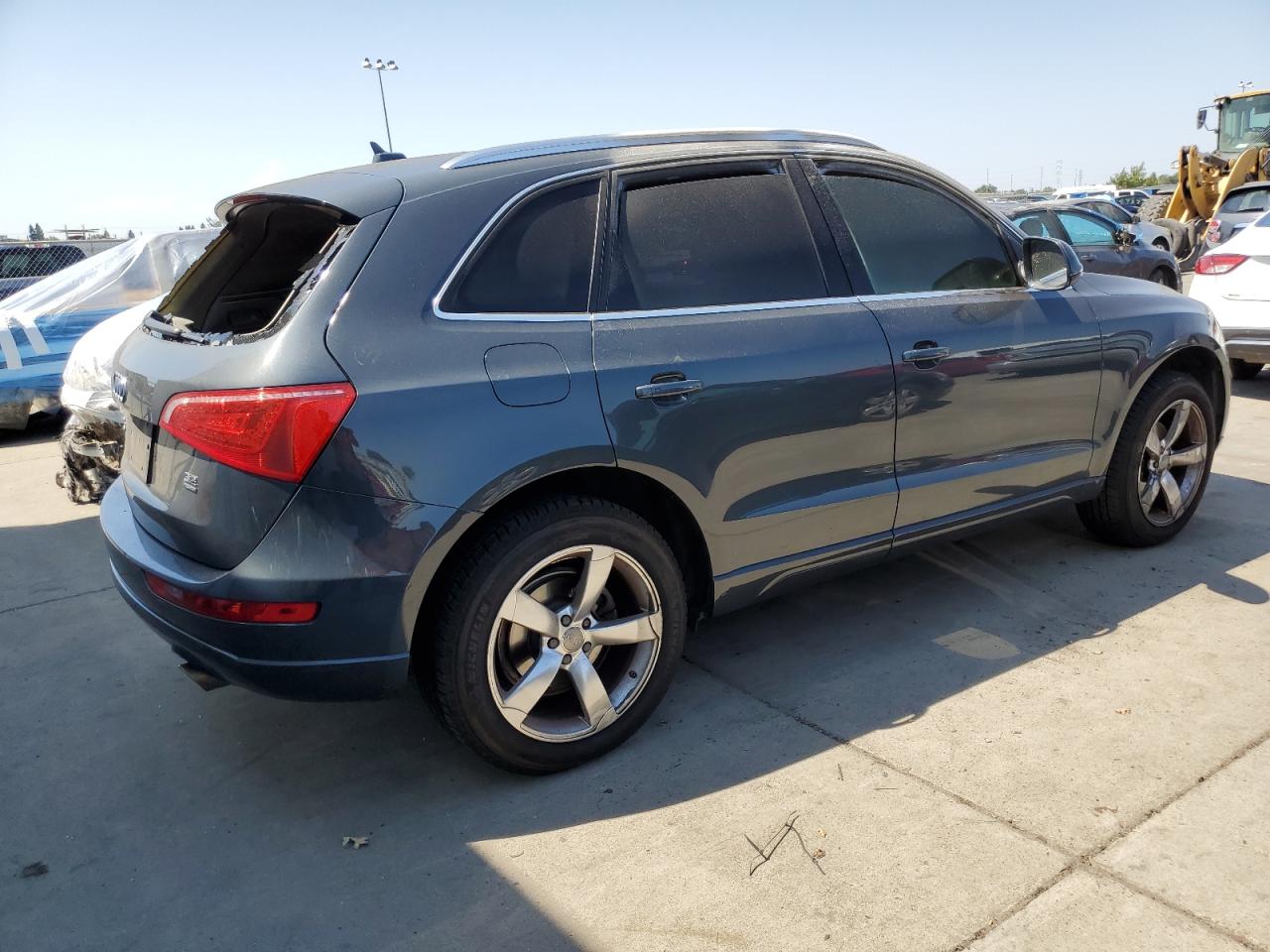 Photo 2 VIN: WA1KK78R79A036333 - AUDI Q5 