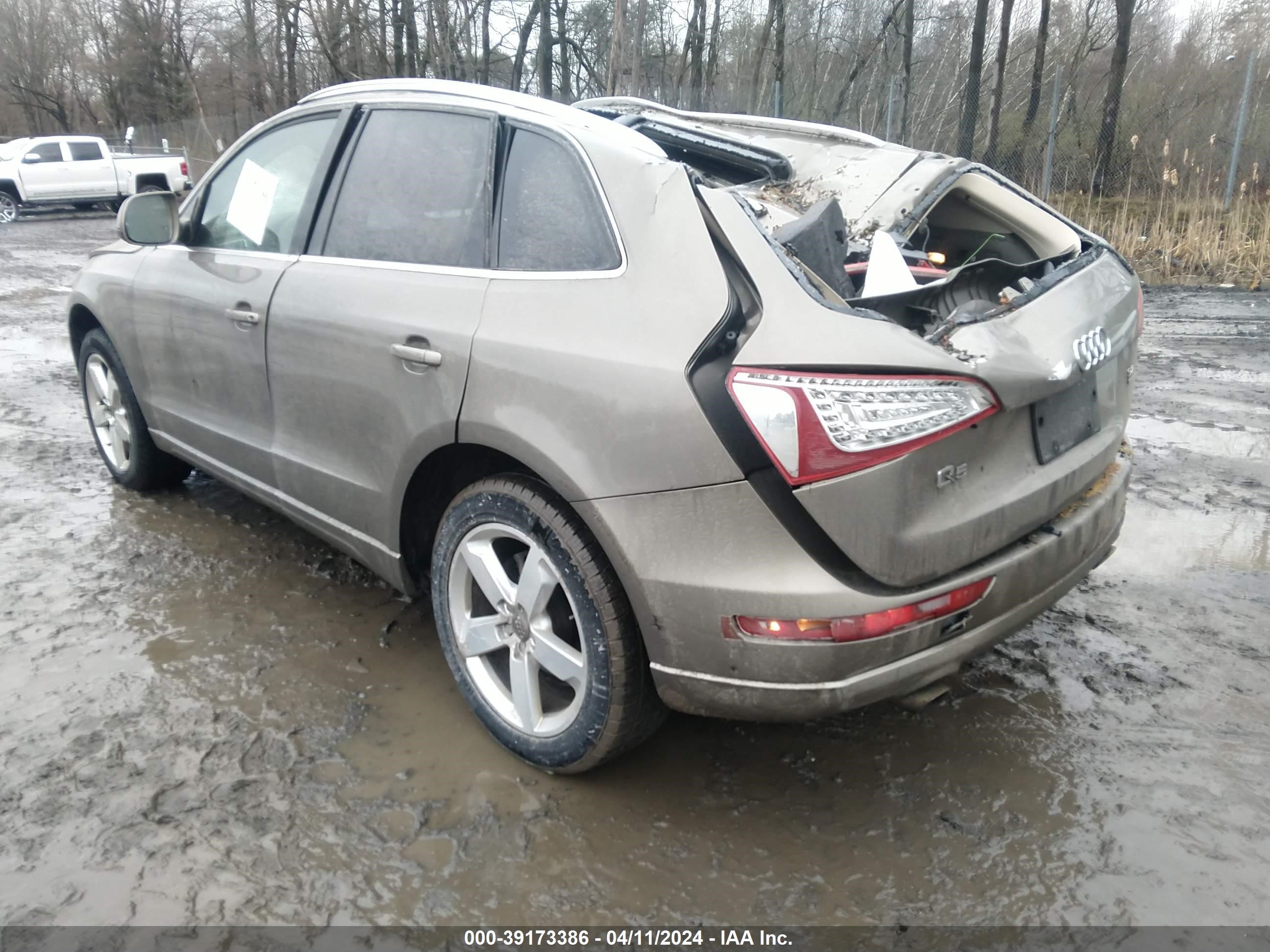 Photo 2 VIN: WA1KK78R99A039735 - AUDI Q5 