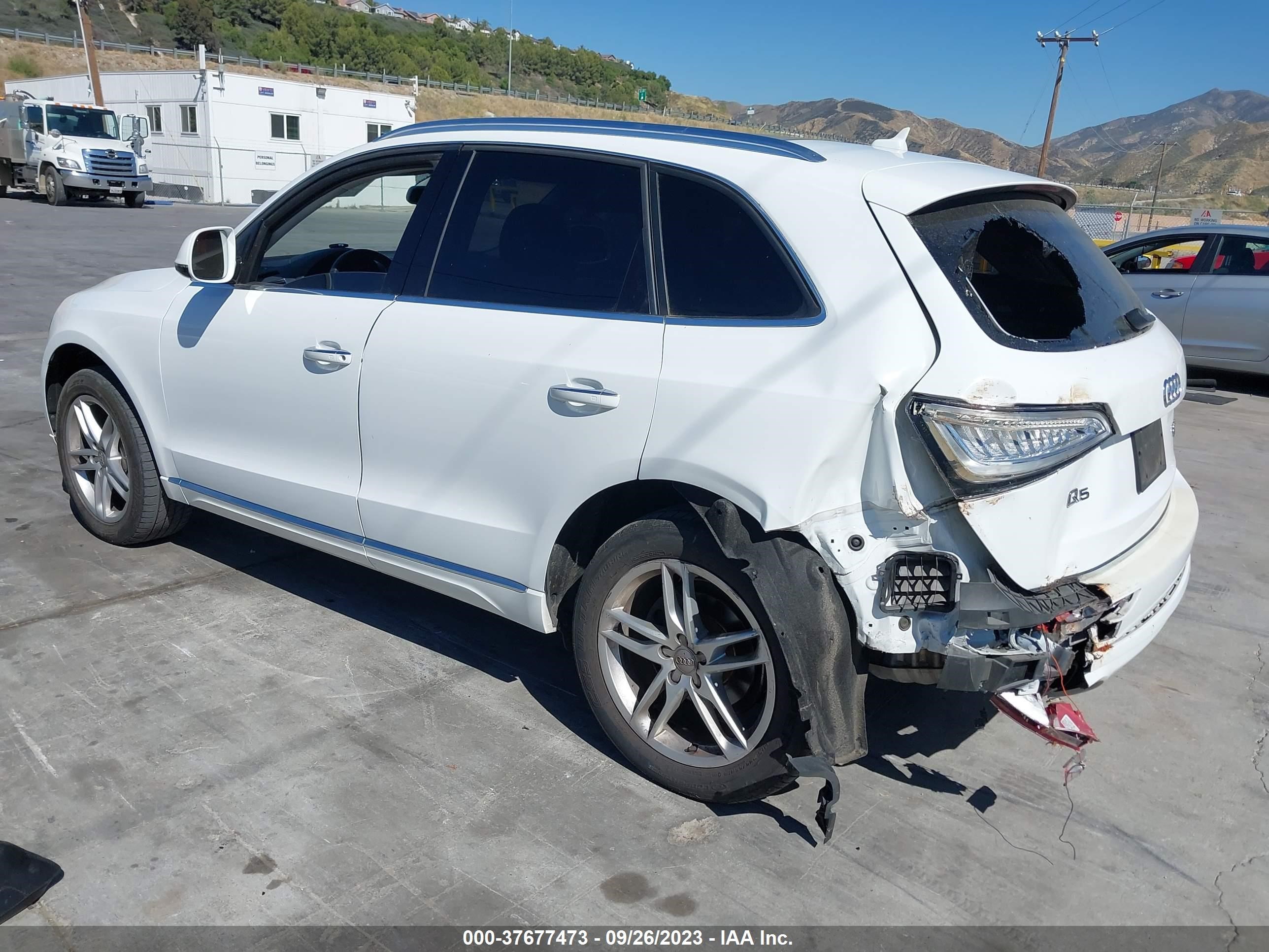 Photo 2 VIN: WA1L2AFP5HA052614 - AUDI Q5 