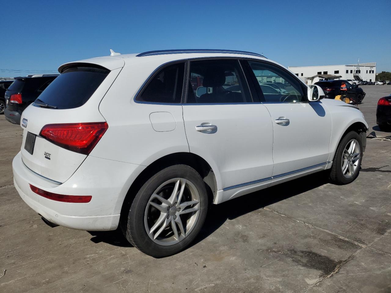 Photo 2 VIN: WA1L2AFP6HA085086 - AUDI Q5 