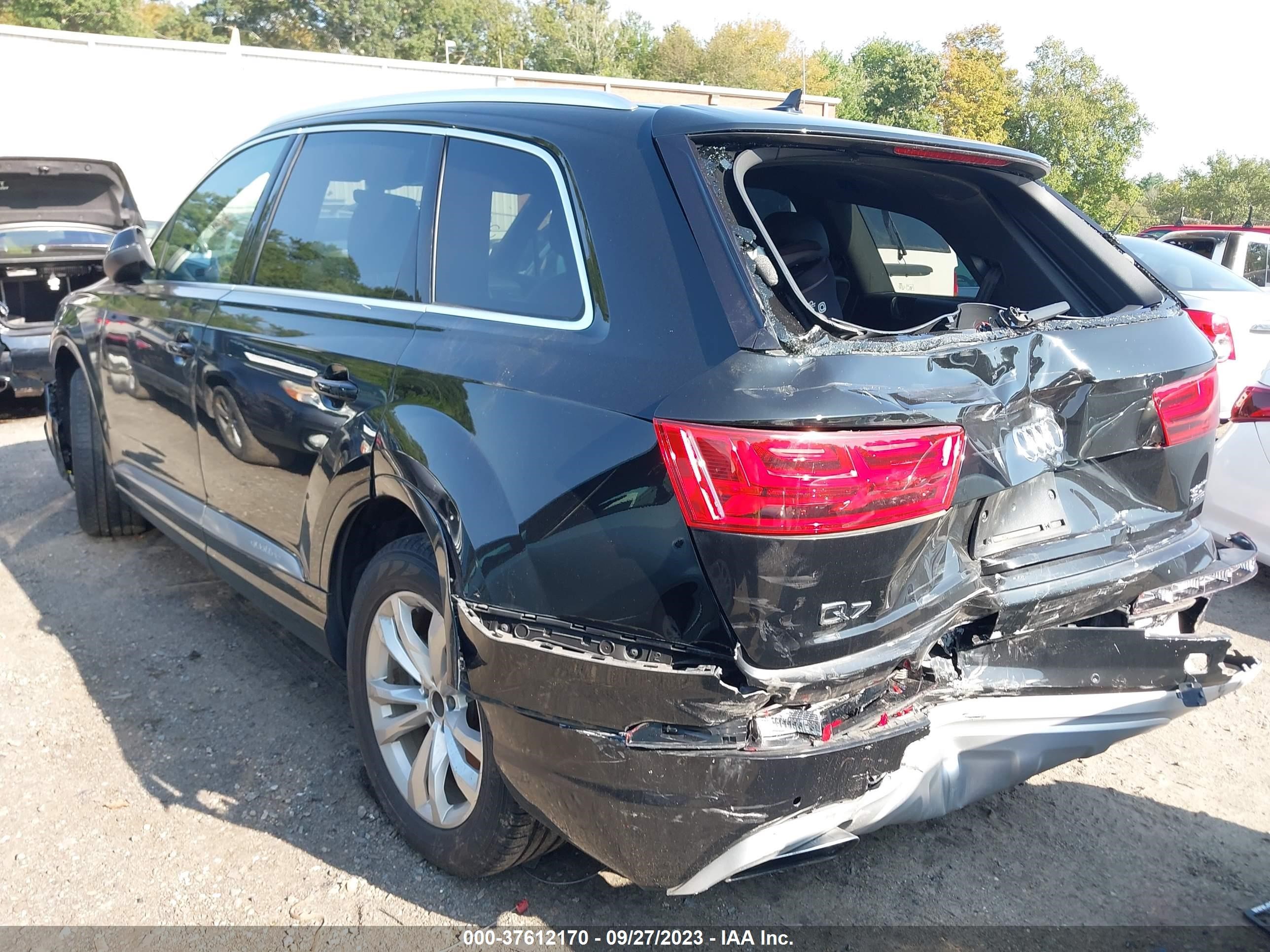 Photo 2 VIN: WA1LAAF70HD023538 - AUDI Q7 