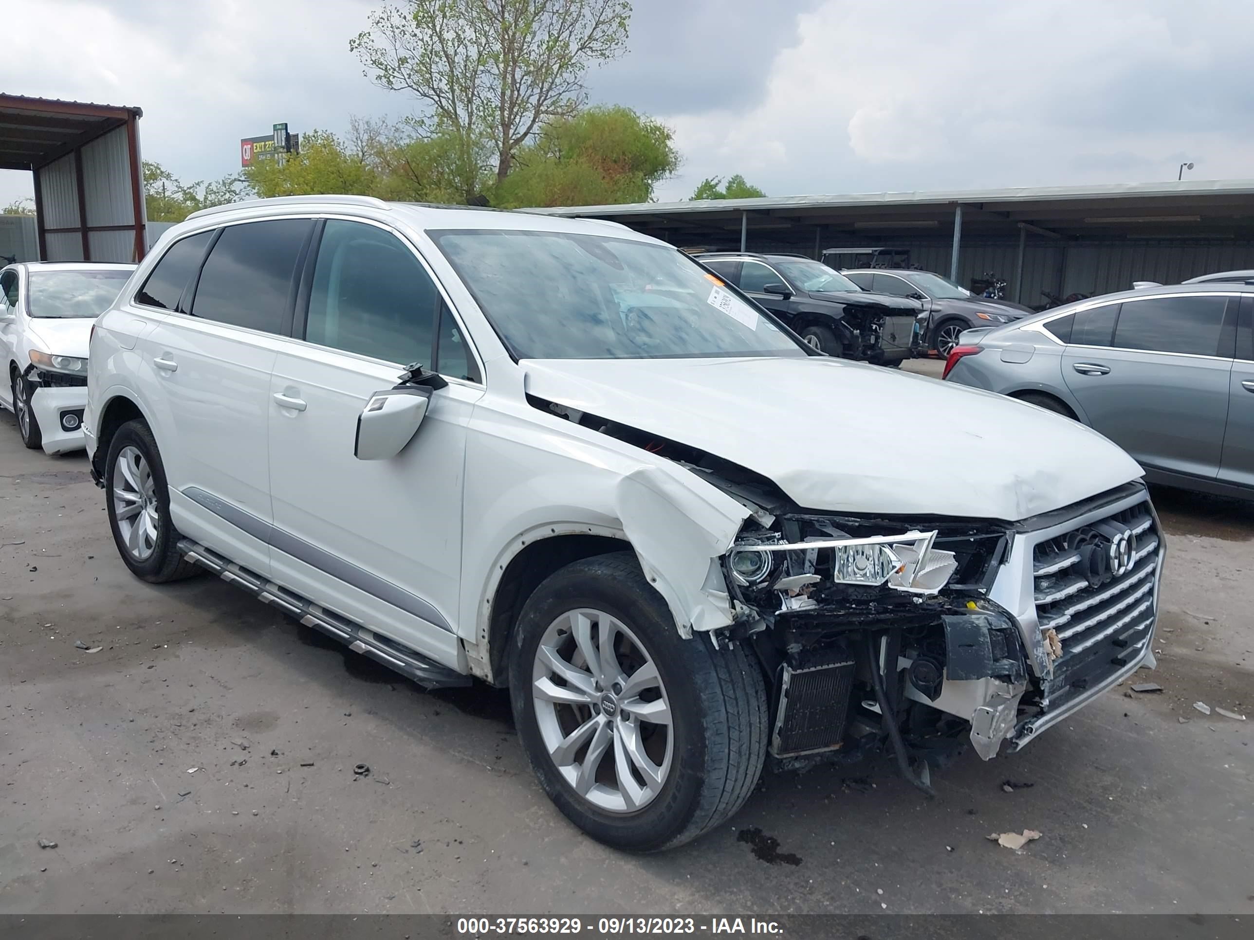 Photo 5 VIN: WA1LAAF70JD021357 - AUDI Q7 