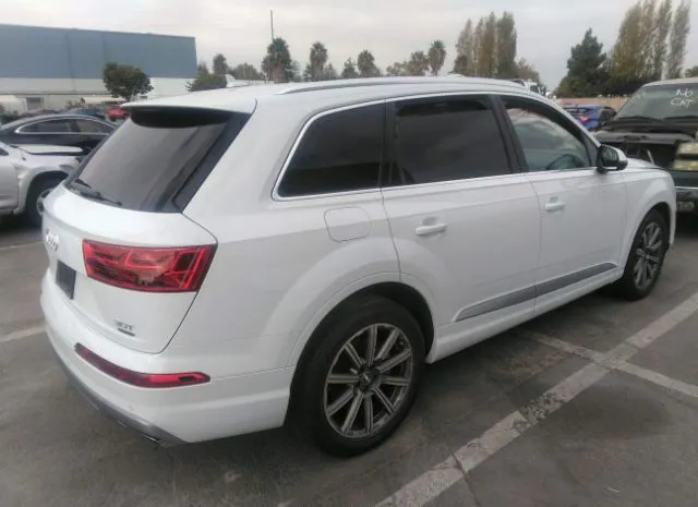 Photo 3 VIN: WA1LAAF70JD045593 - AUDI Q7 