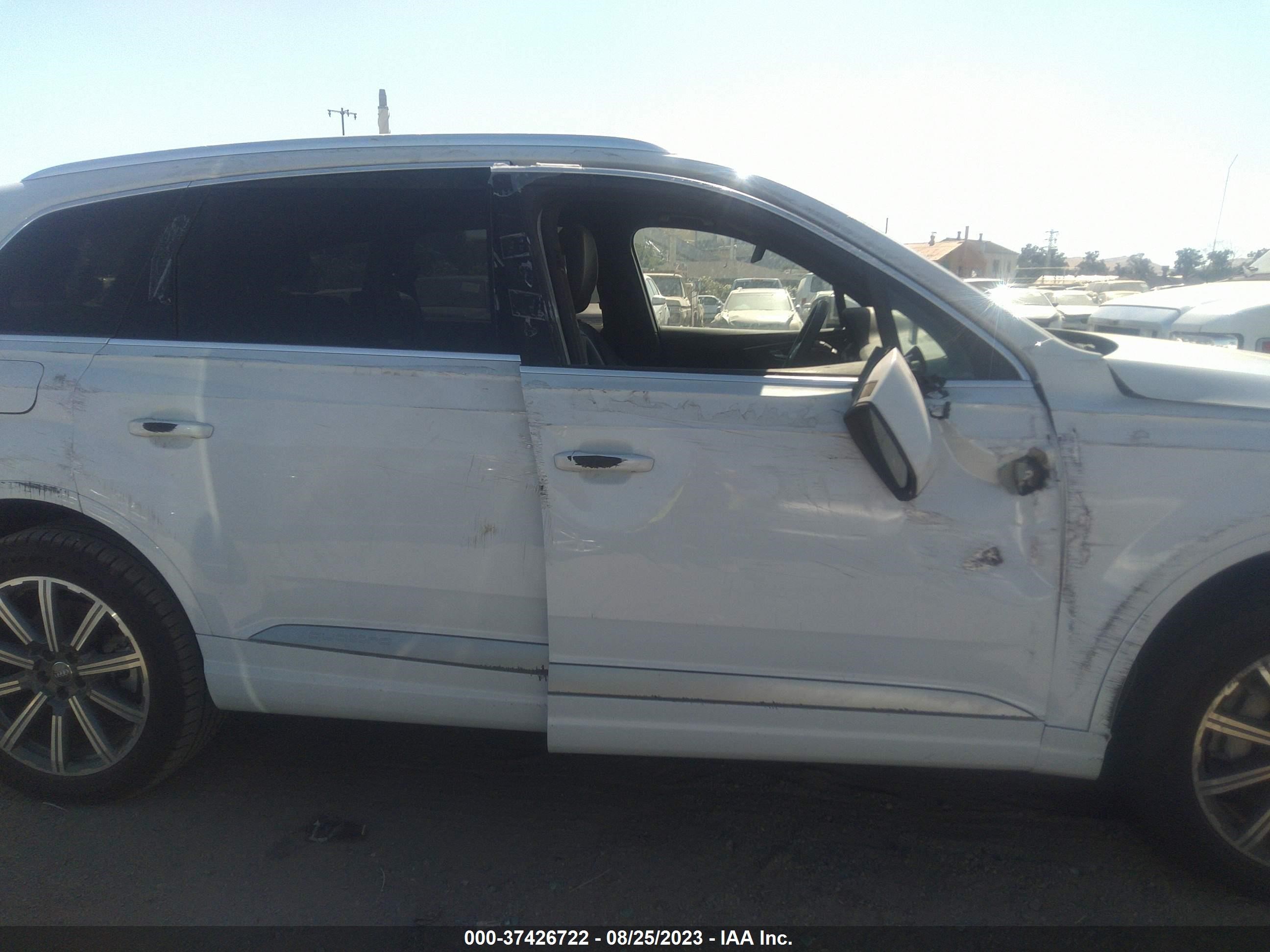 Photo 12 VIN: WA1LAAF71JD052715 - AUDI Q7 