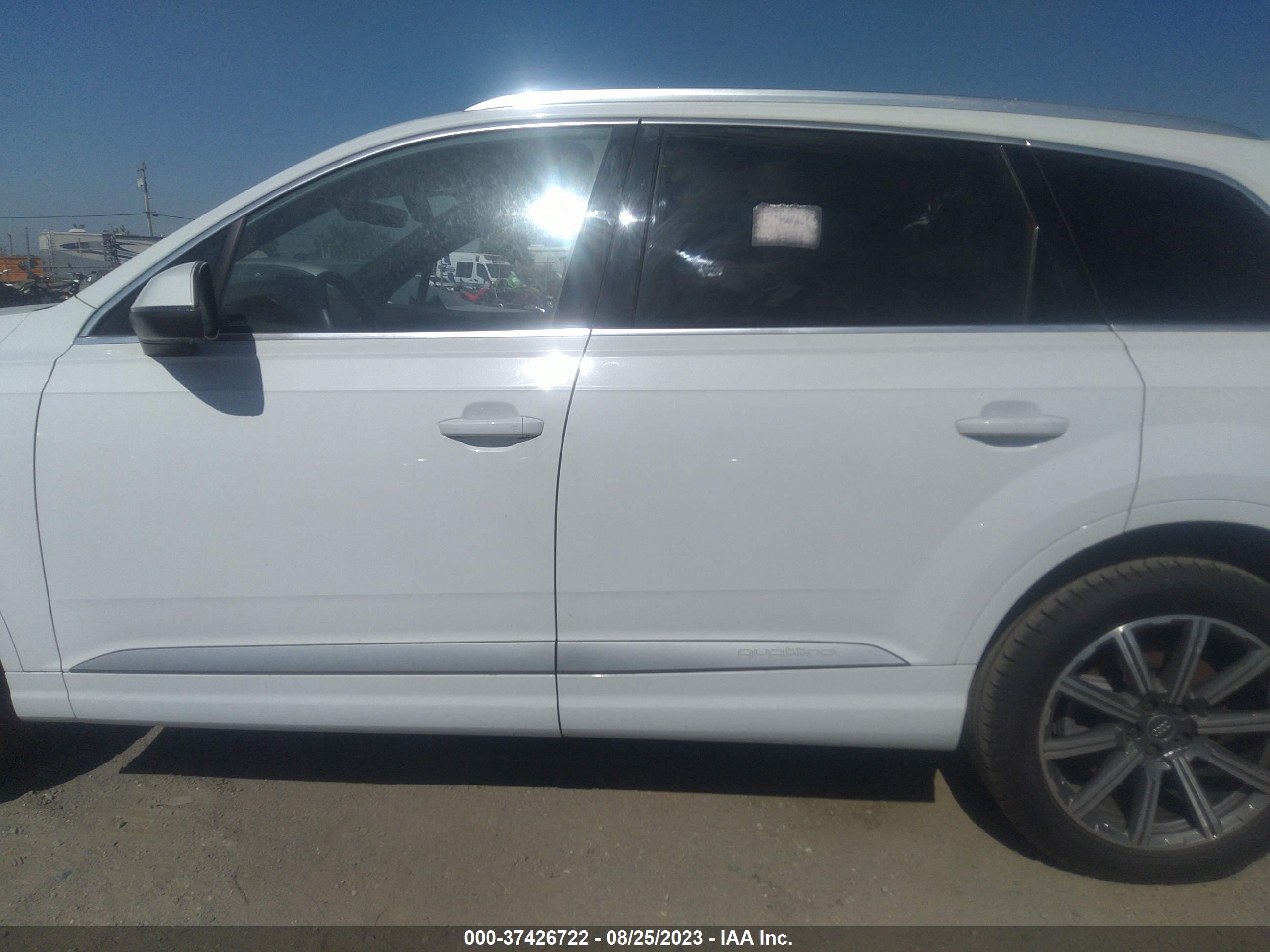 Photo 13 VIN: WA1LAAF71JD052715 - AUDI Q7 