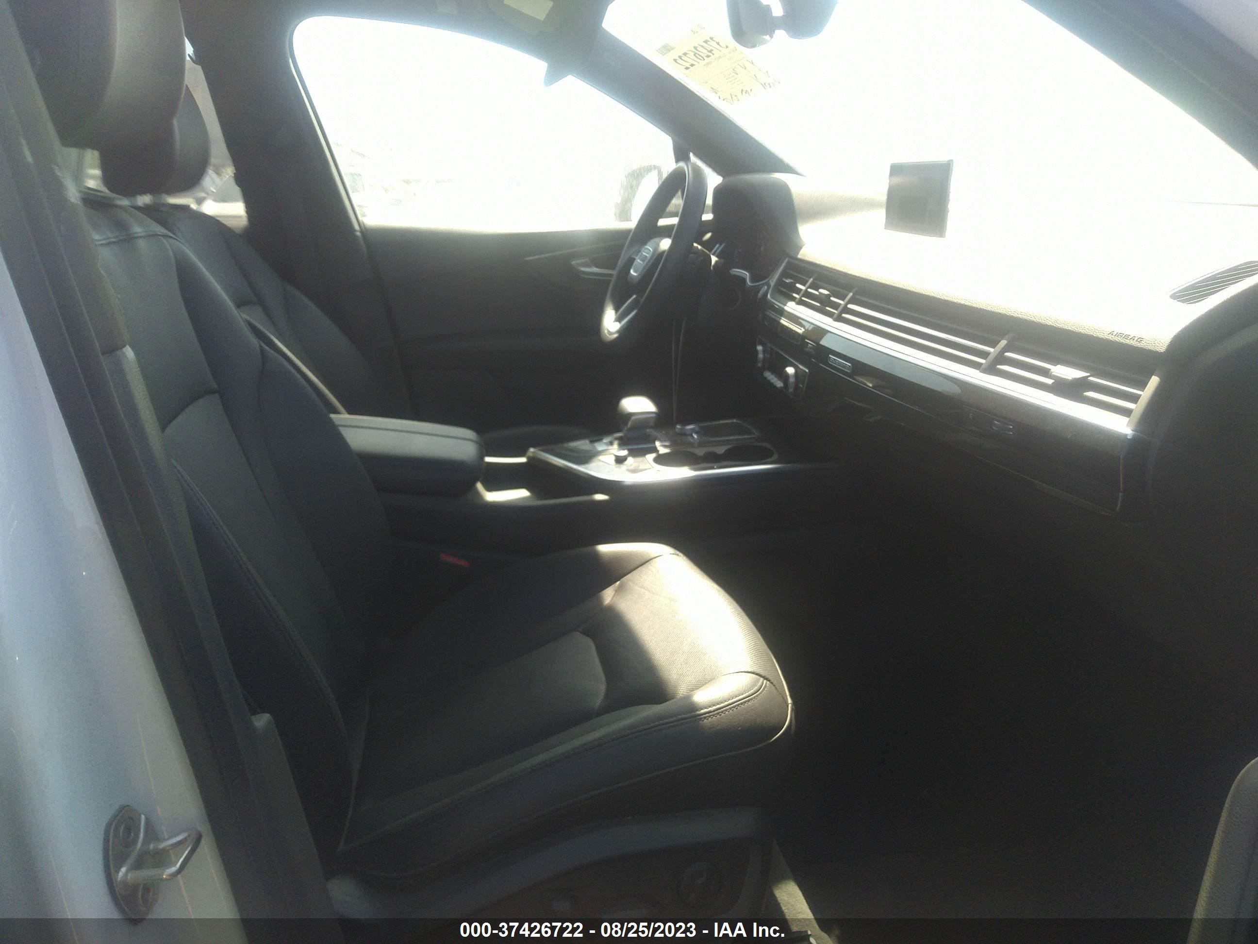 Photo 4 VIN: WA1LAAF71JD052715 - AUDI Q7 