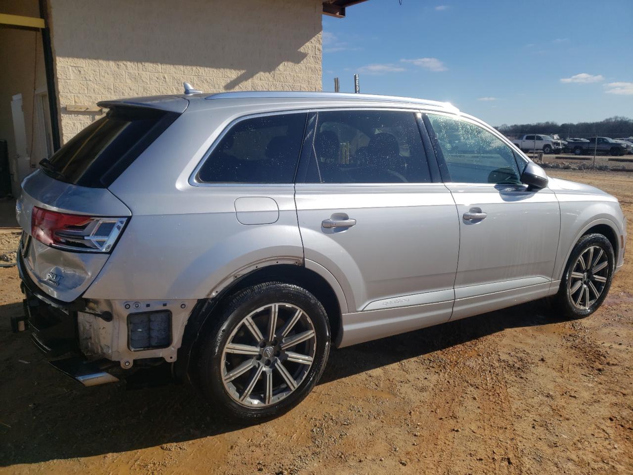 Photo 2 VIN: WA1LAAF72HD010323 - AUDI Q7 