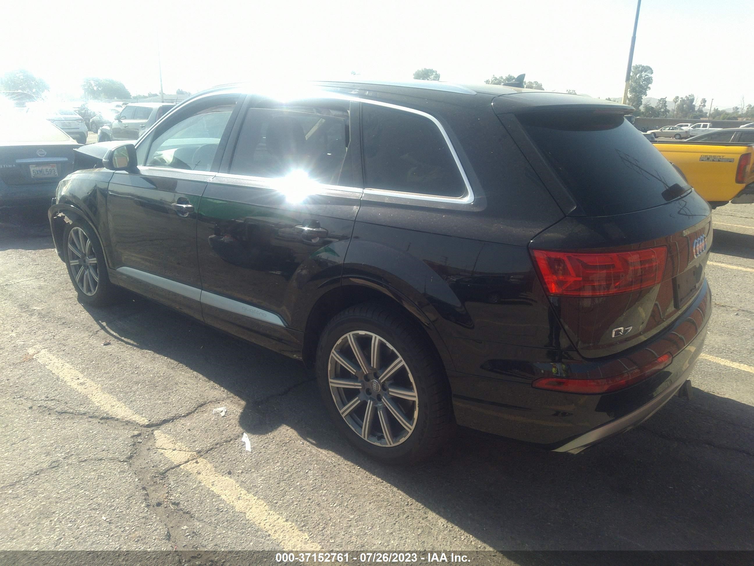 Photo 2 VIN: WA1LAAF72KD004769 - AUDI Q7 