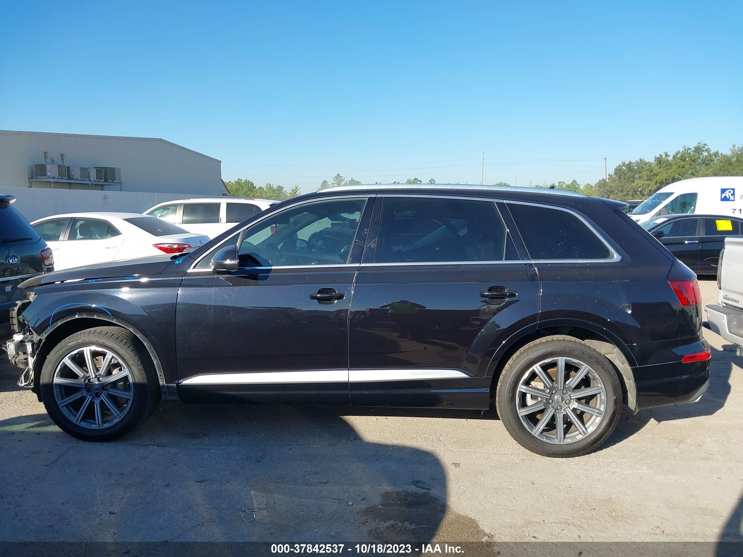 Photo 14 VIN: WA1LAAF73JD049427 - AUDI Q7 