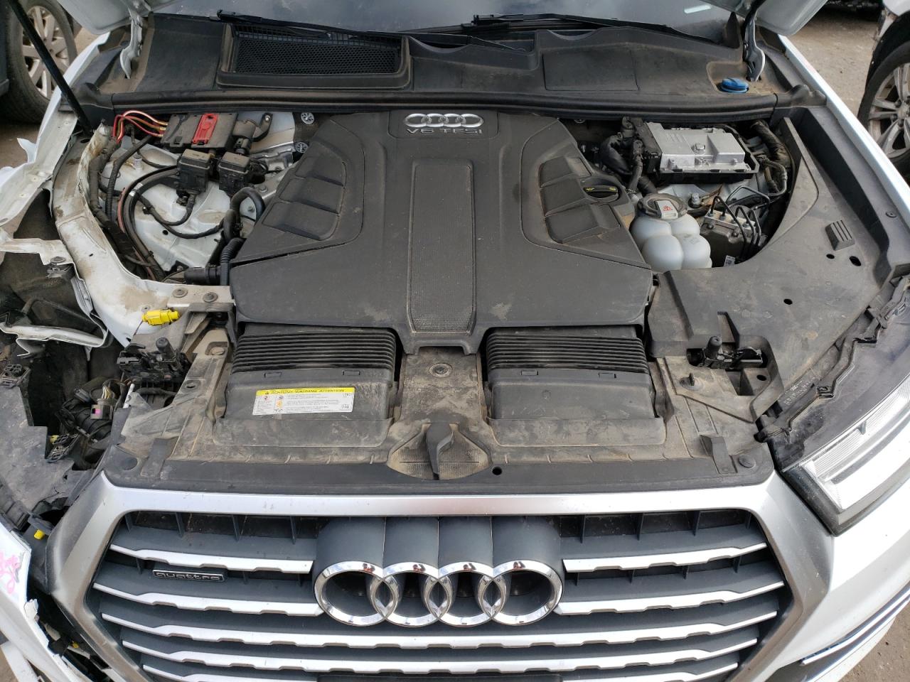 Photo 10 VIN: WA1LAAF74JD021751 - AUDI Q7 