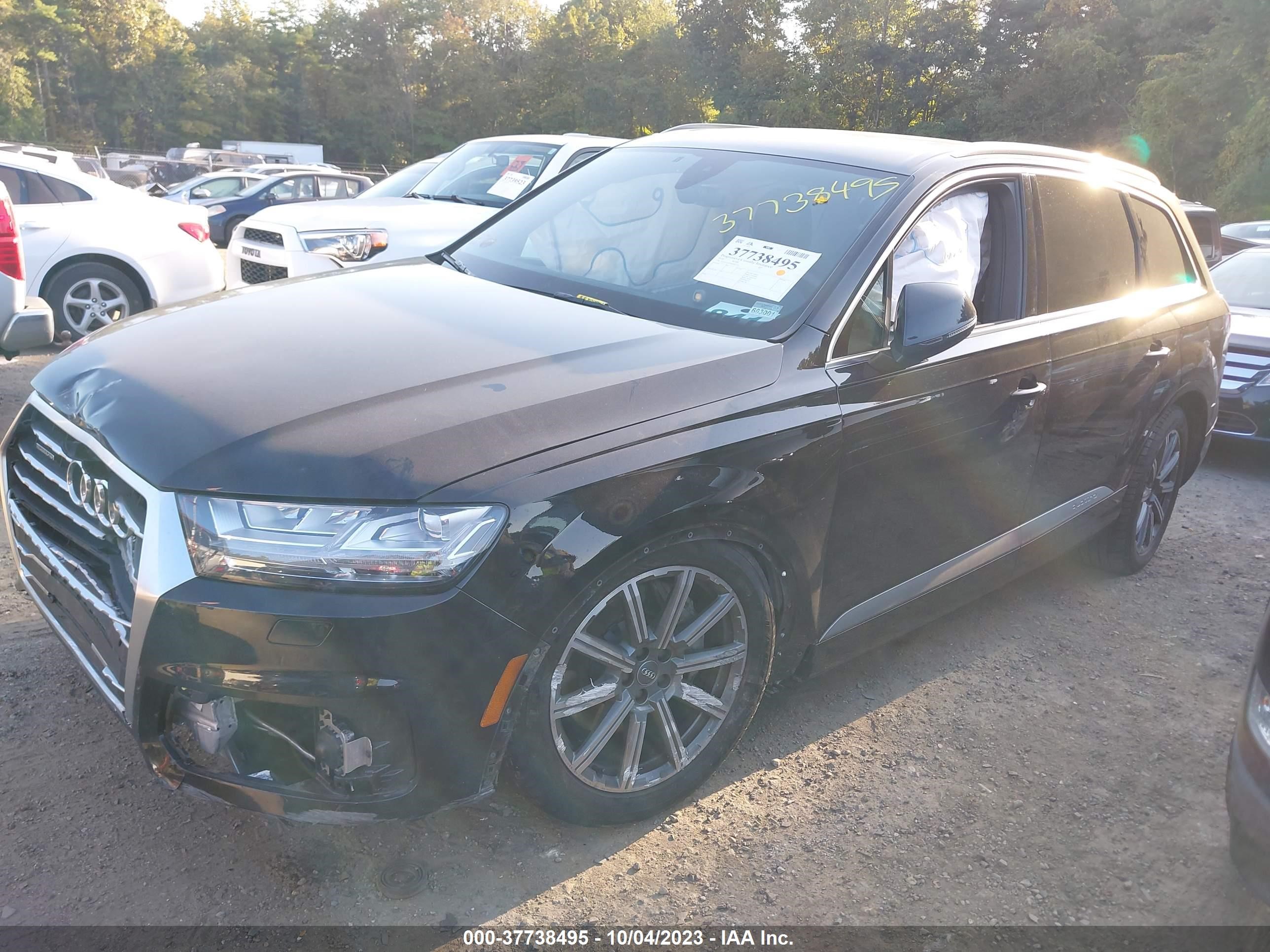 Photo 1 VIN: WA1LAAF74JD031731 - AUDI Q7 