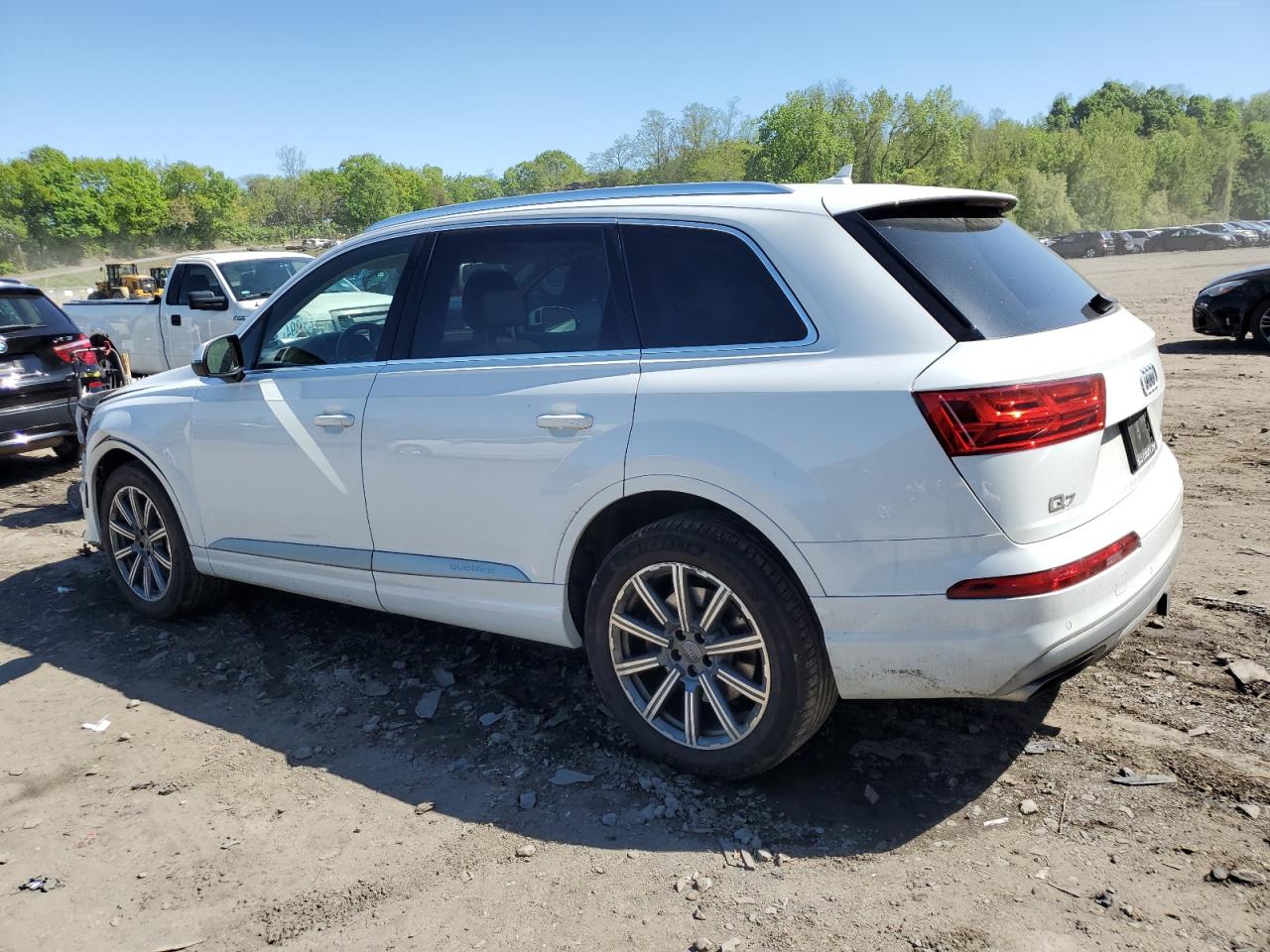 Photo 1 VIN: WA1LAAF74JD033415 - AUDI Q7 