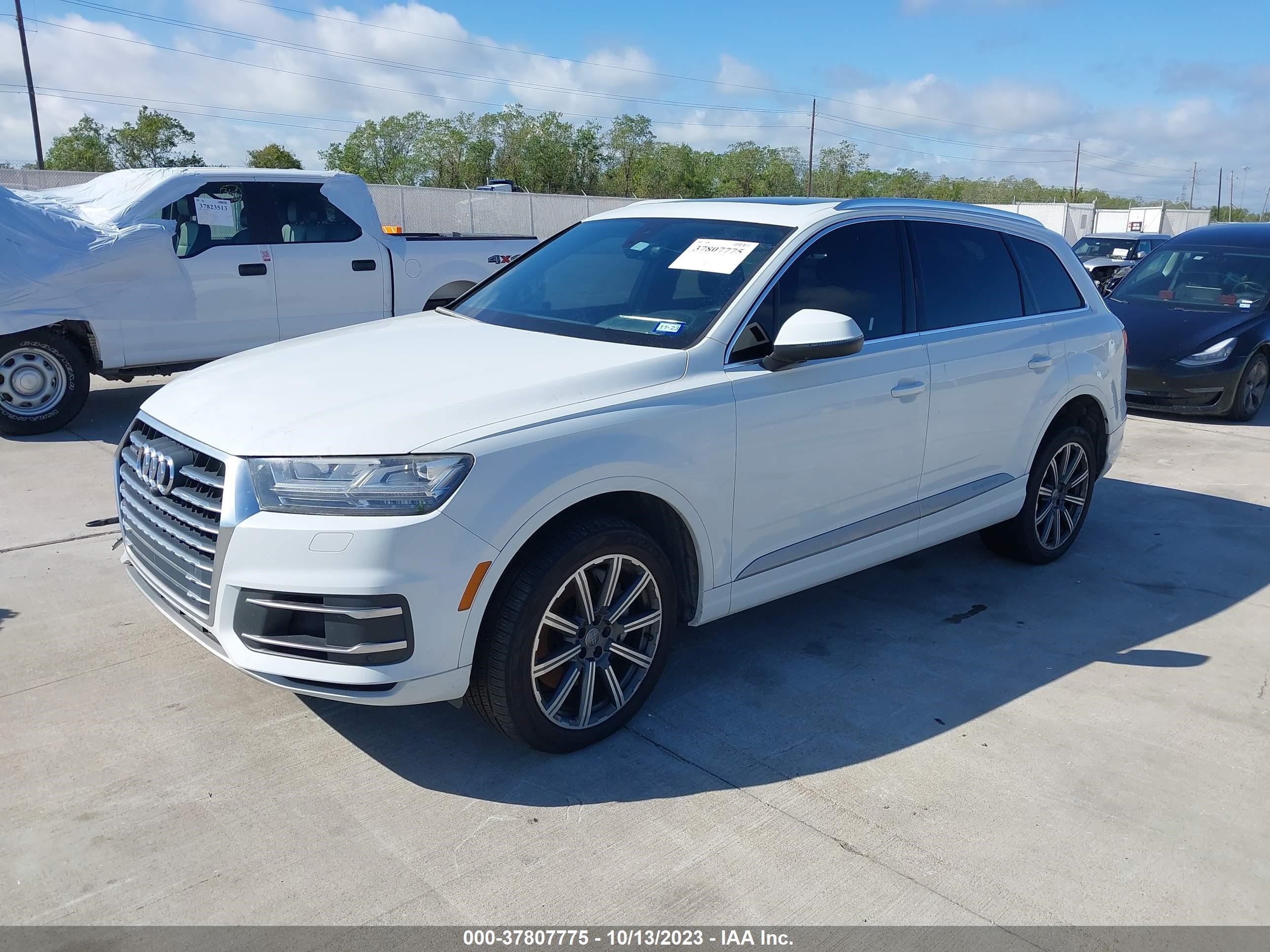 Photo 1 VIN: WA1LAAF75HD012082 - AUDI Q7 