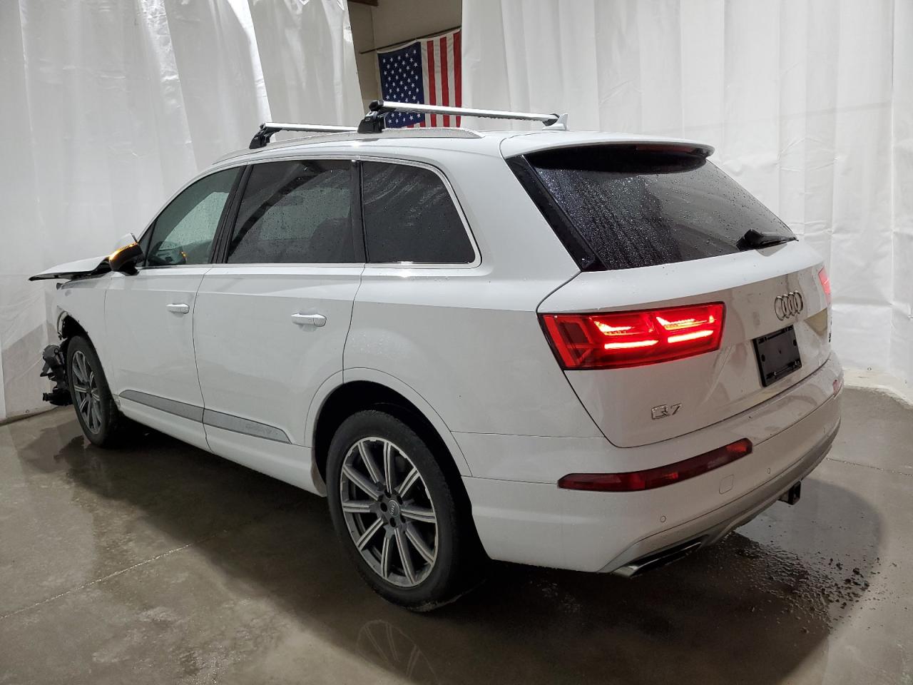 Photo 1 VIN: WA1LAAF75HD050184 - AUDI Q7 