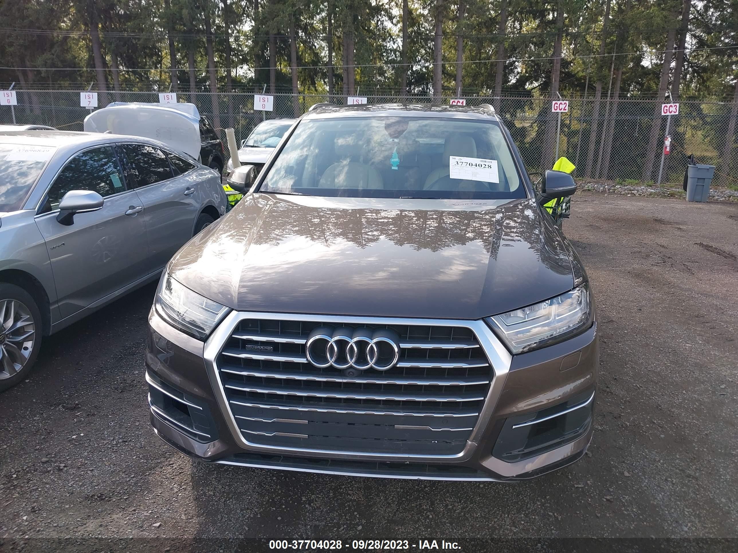 Photo 11 VIN: WA1LAAF75JD032225 - AUDI Q7 