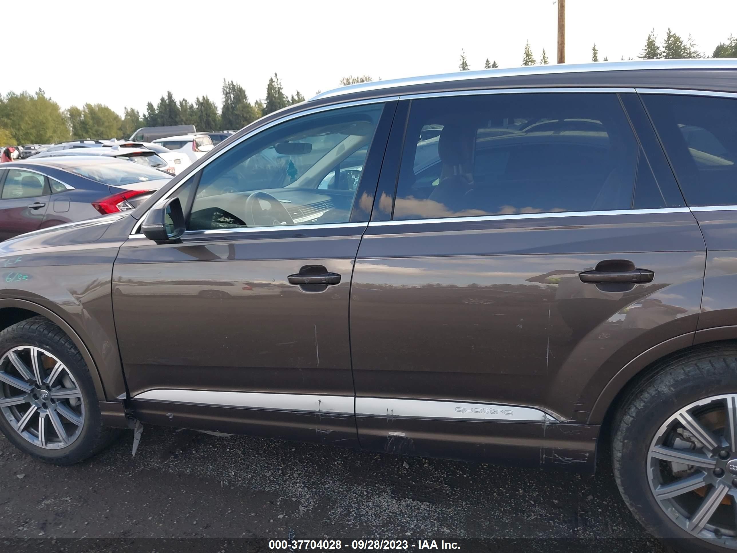 Photo 13 VIN: WA1LAAF75JD032225 - AUDI Q7 