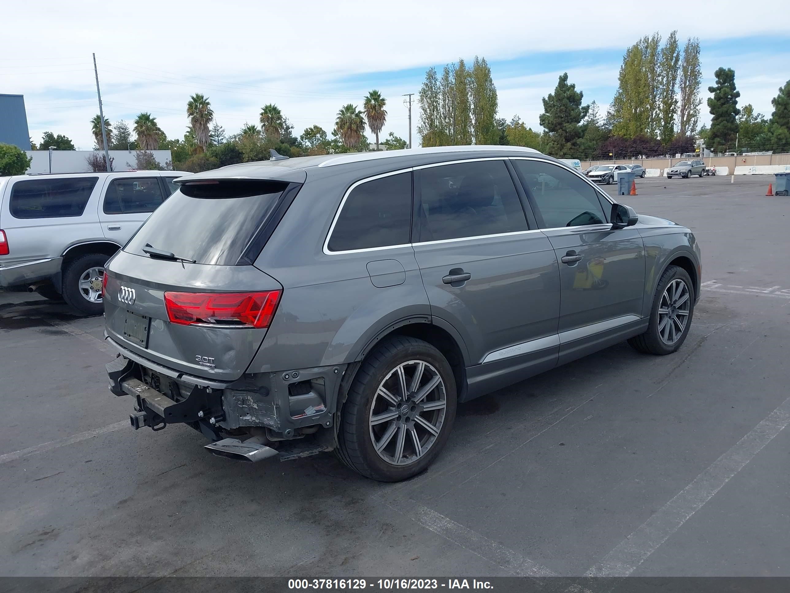 Photo 3 VIN: WA1LAAF76HD021549 - AUDI Q7 