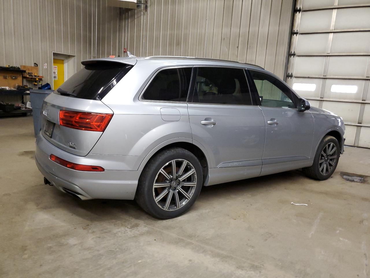 Photo 2 VIN: WA1LAAF76JD005406 - AUDI Q7 