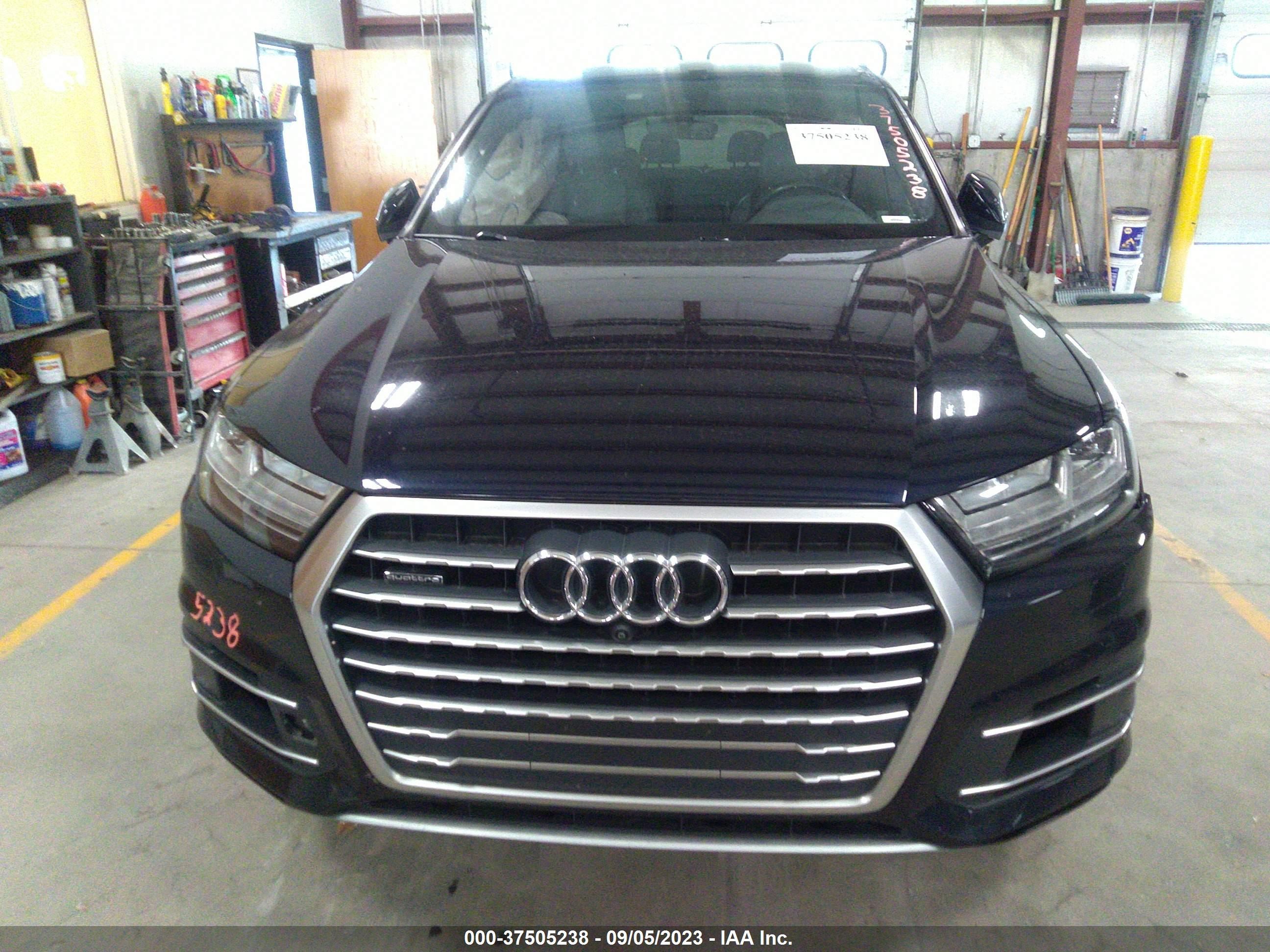 Photo 11 VIN: WA1LAAF76JD007558 - AUDI Q7 