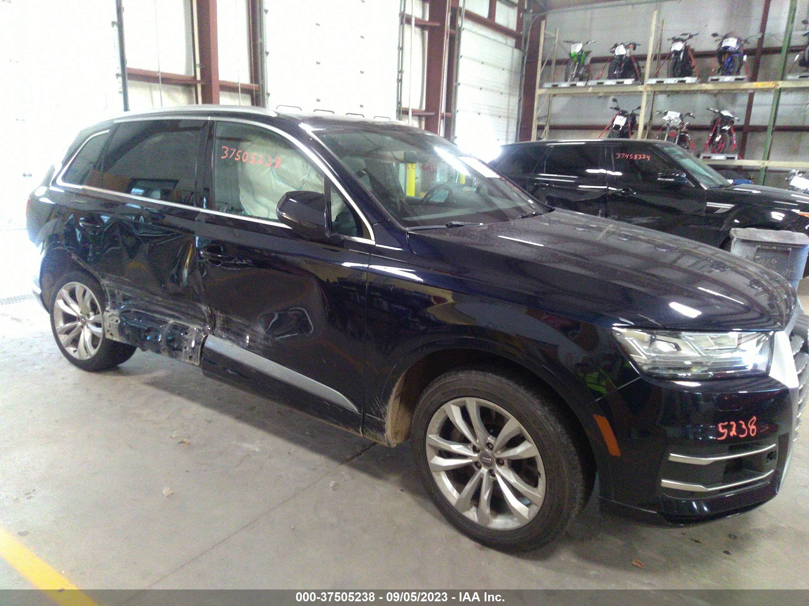 Photo 12 VIN: WA1LAAF76JD007558 - AUDI Q7 