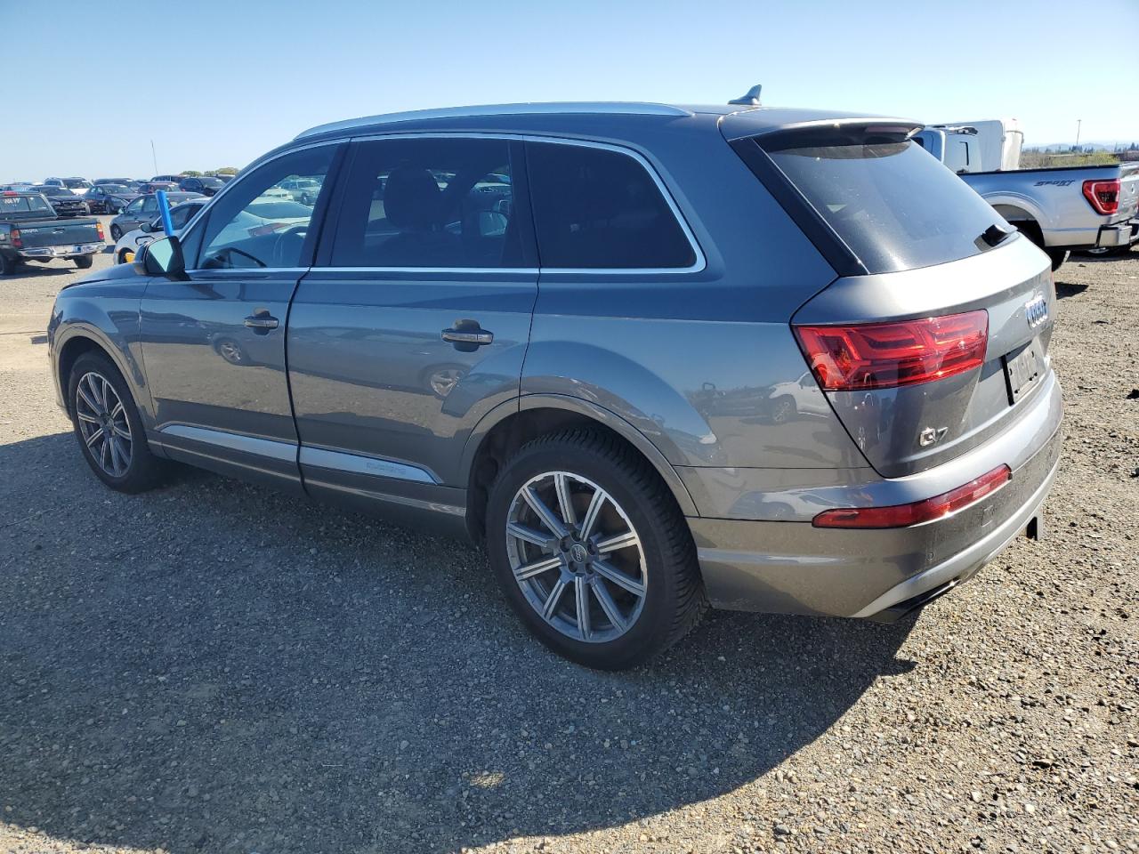 Photo 1 VIN: WA1LAAF76JD016339 - AUDI Q7 