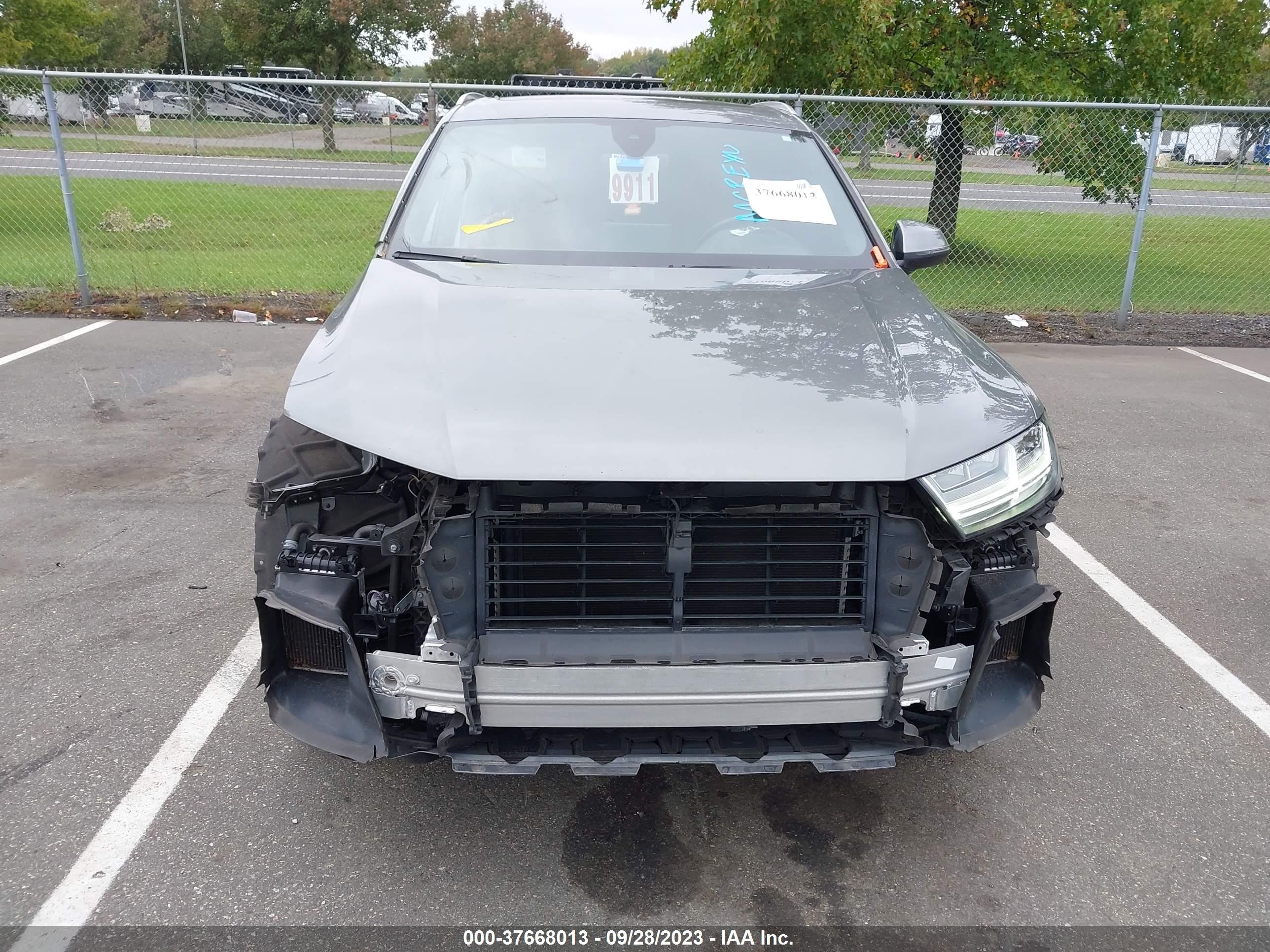 Photo 11 VIN: WA1LAAF76JD023856 - AUDI Q7 