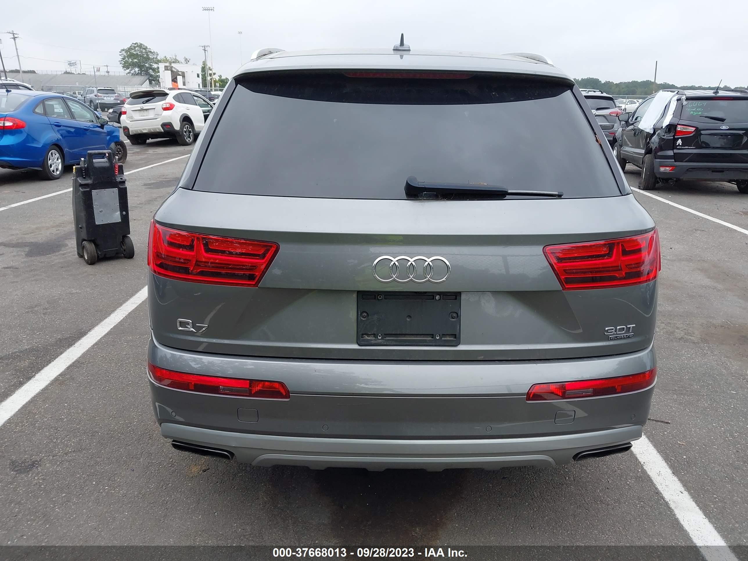 Photo 15 VIN: WA1LAAF76JD023856 - AUDI Q7 