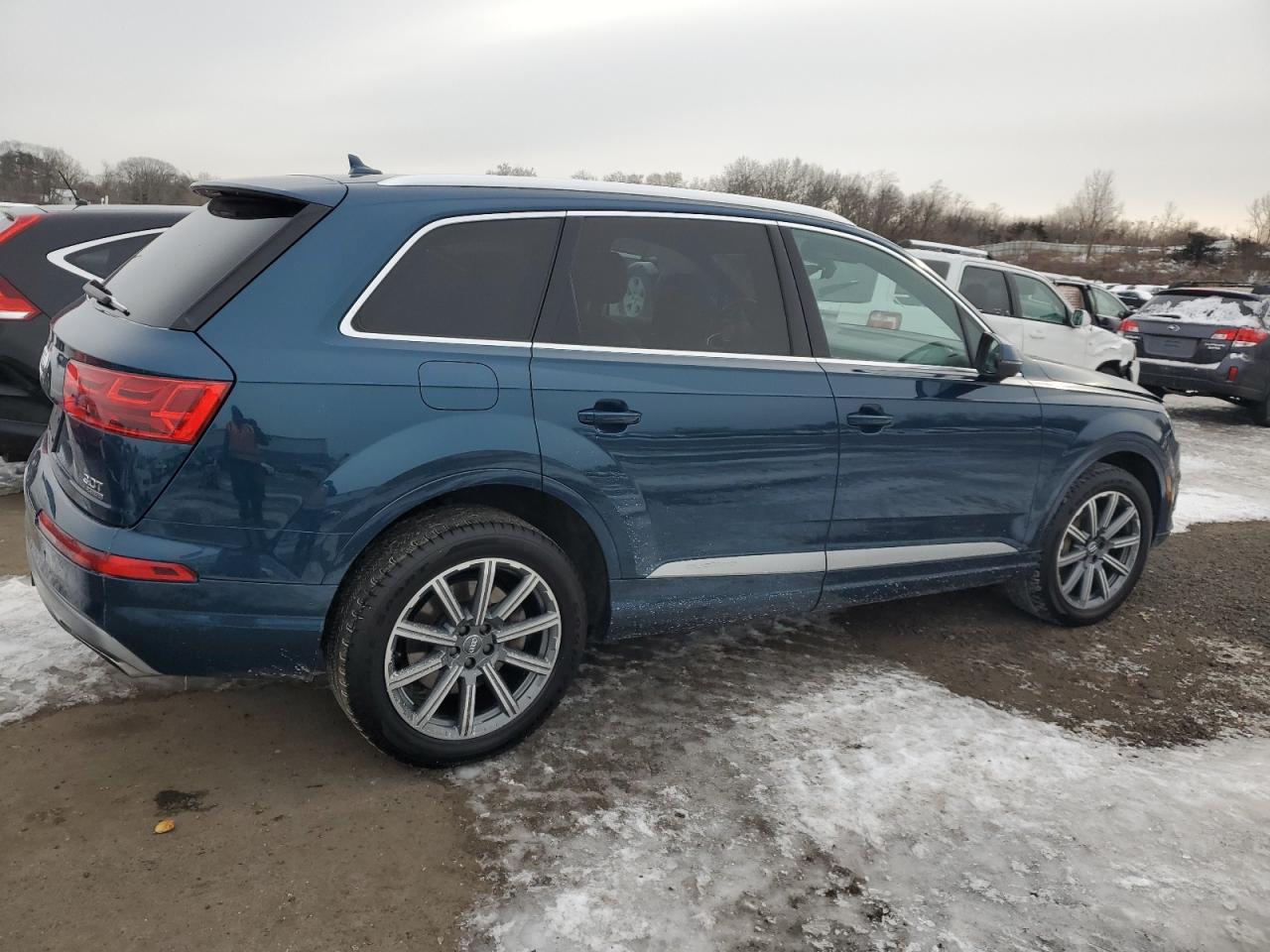 Photo 2 VIN: WA1LAAF76JD031956 - AUDI Q7 