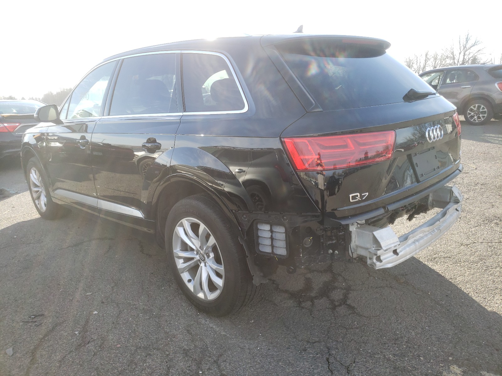 Photo 2 VIN: WA1LAAF77JD017192 - AUDI Q7 