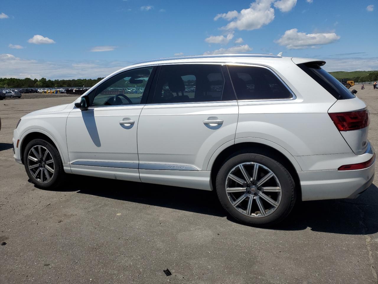 Photo 1 VIN: WA1LAAF78HD011248 - AUDI Q7 