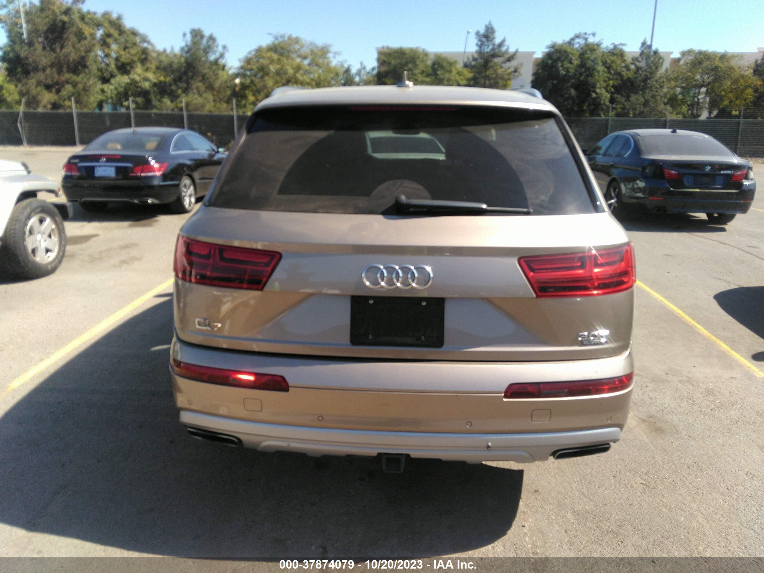 Photo 15 VIN: WA1LAAF78JD044420 - AUDI Q7 