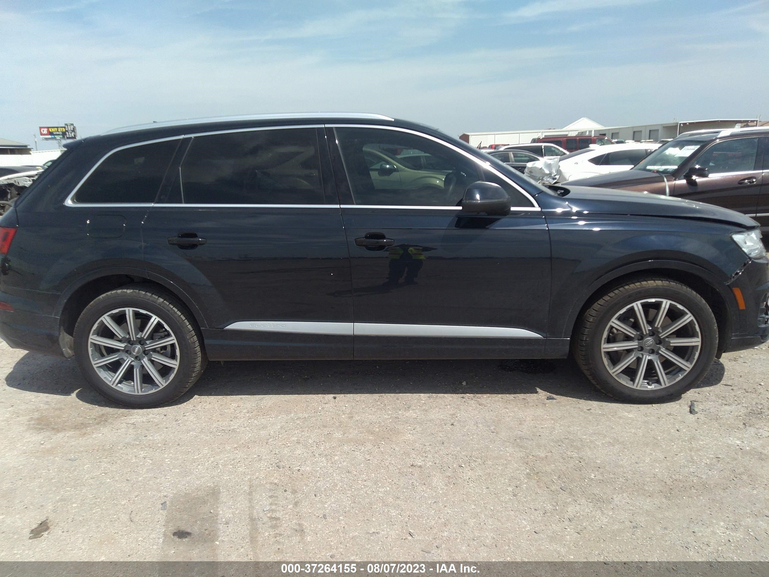 Photo 12 VIN: WA1LAAF79HD021237 - AUDI Q7 