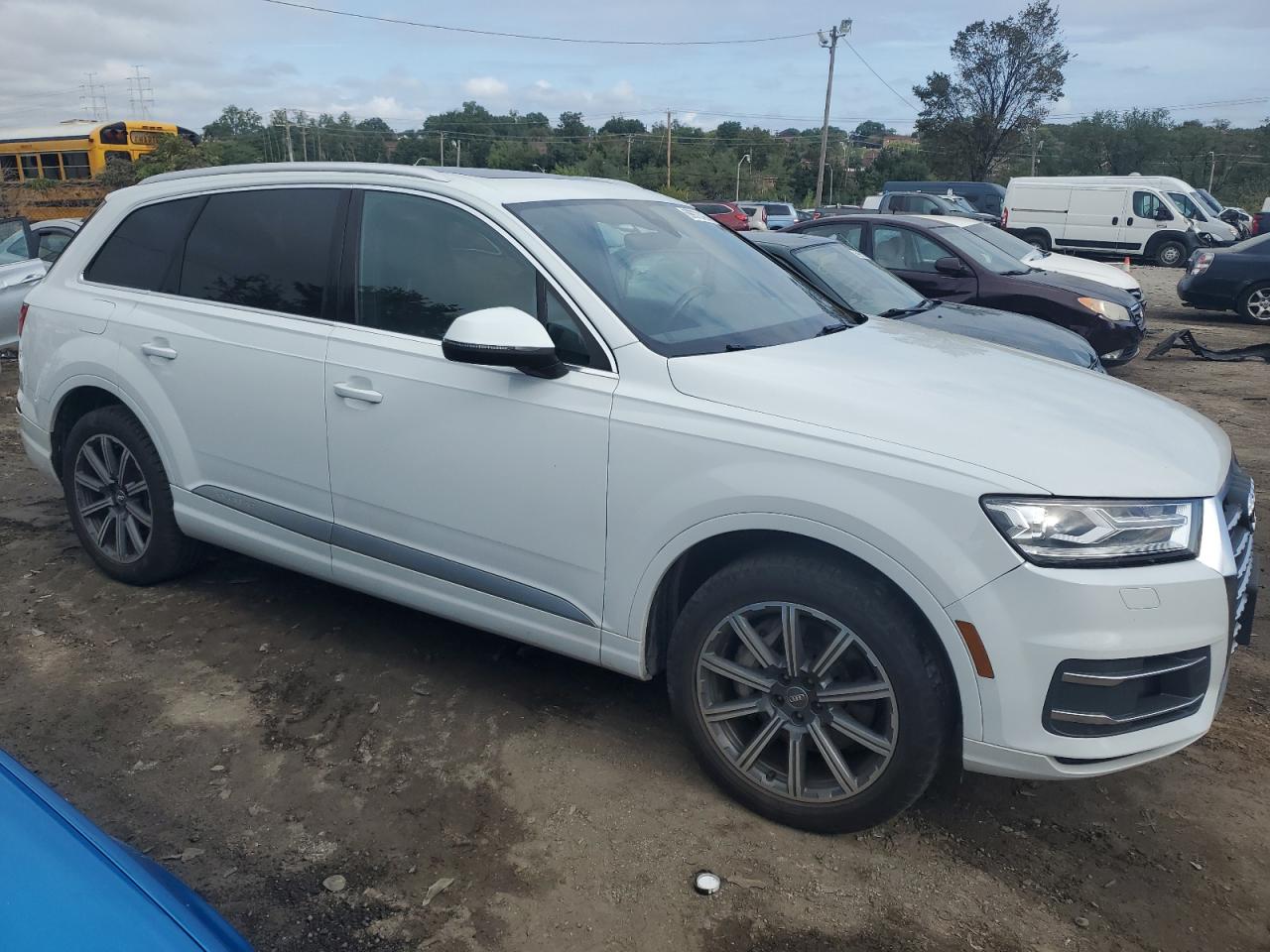 Photo 3 VIN: WA1LAAF7XHD006827 - AUDI Q7 