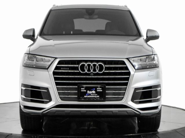 Photo 2 VIN: WA1LAAF7XJD040563 - AUDI Q7 